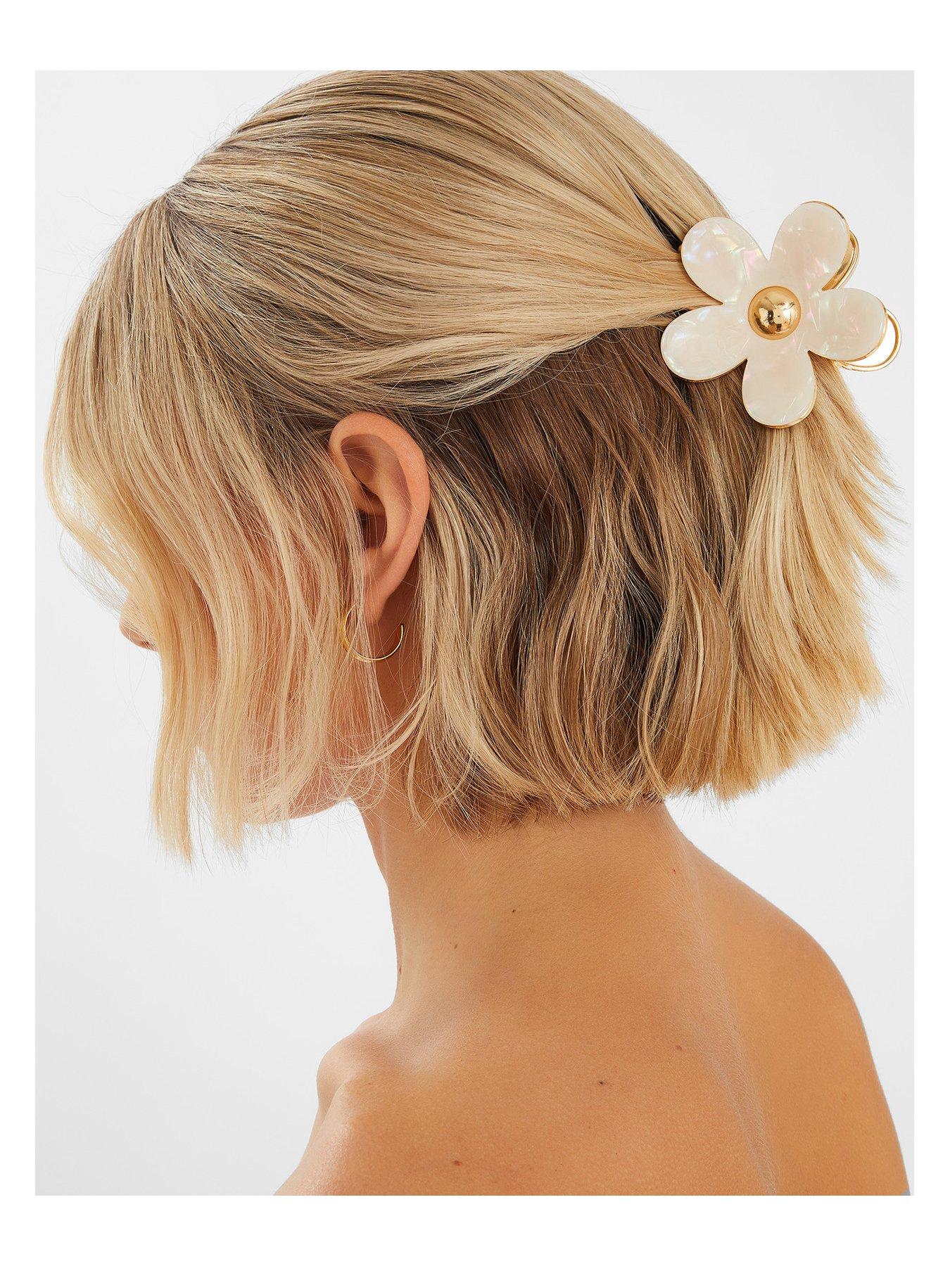 accessorize-resin-flower-claw-clip-pearl-creamstillFront