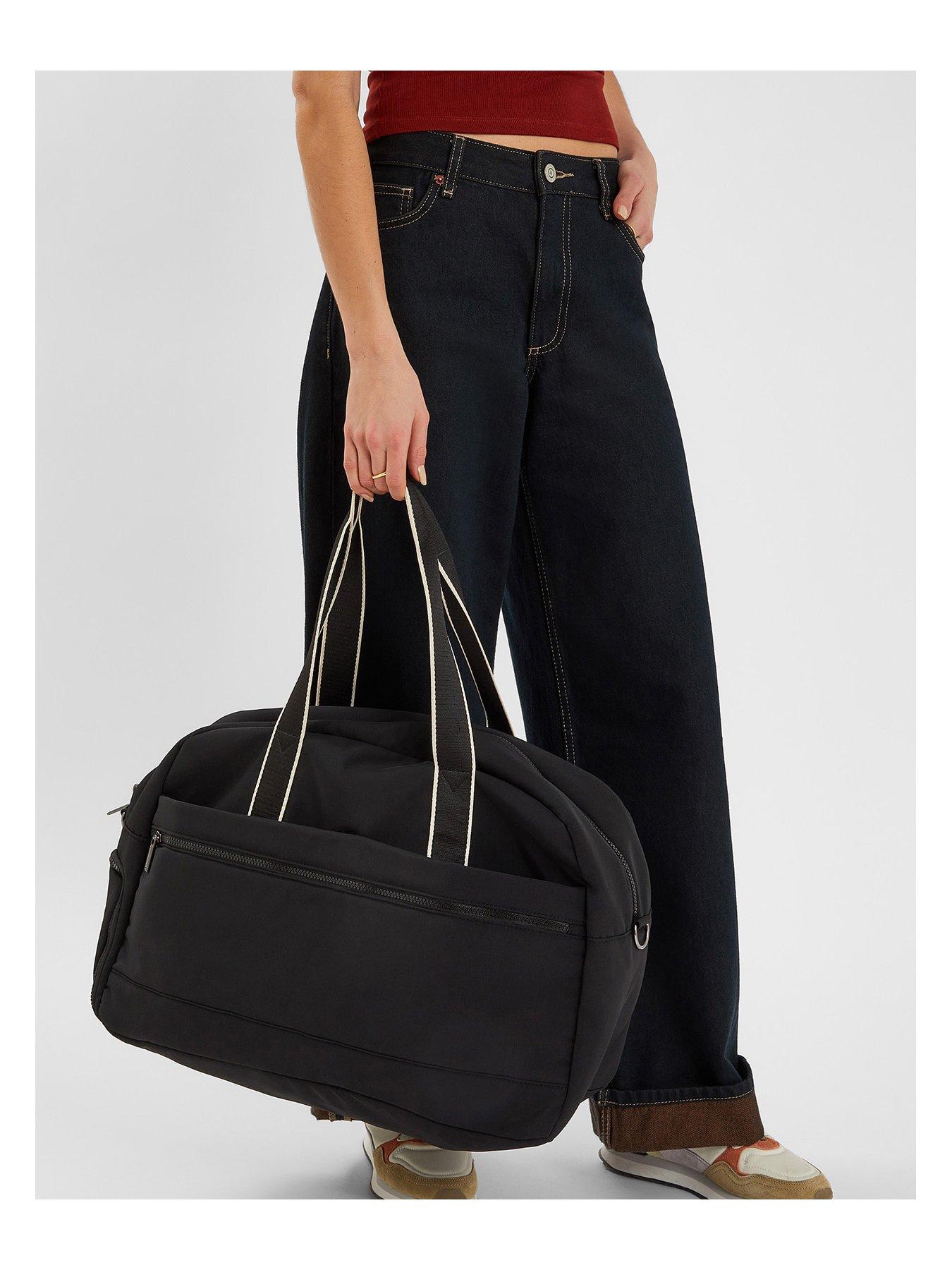 accessorize-large-nylon-weekender-blackstillFront