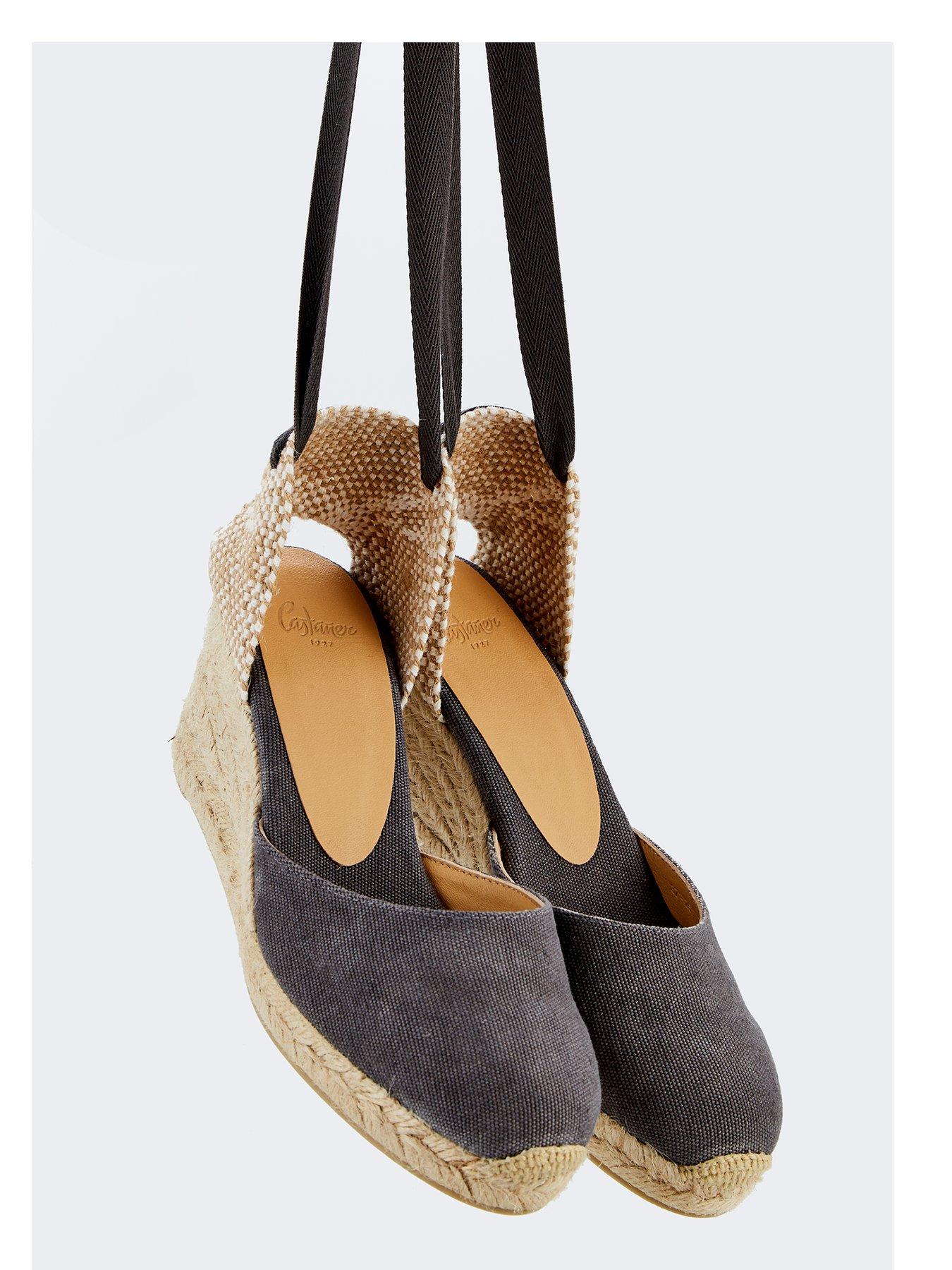 castaner-carina-wedge-espadrille-charcoaloutfit