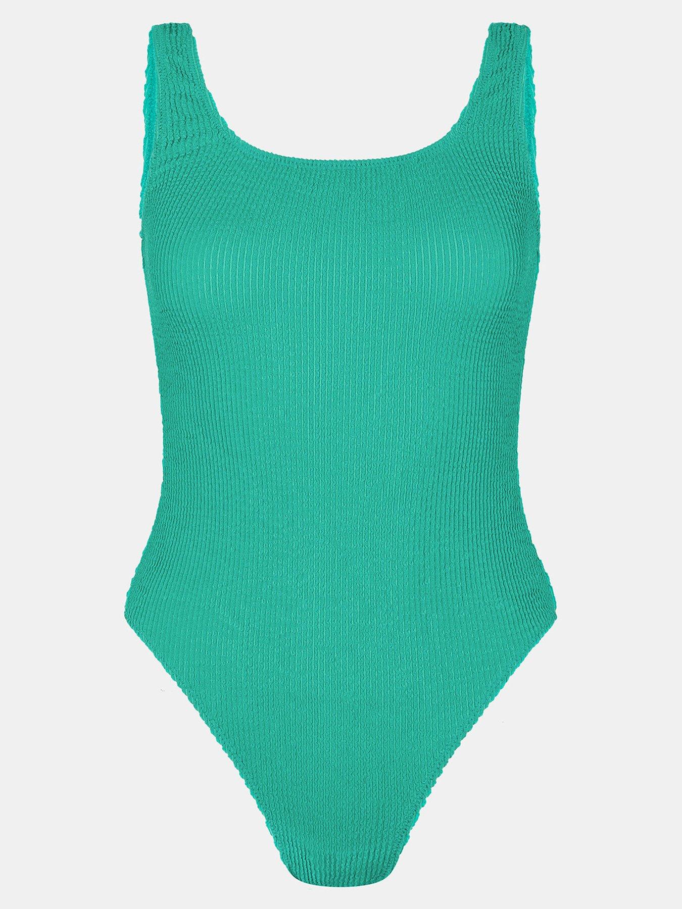 accessorize-crinkle-suit-greenback