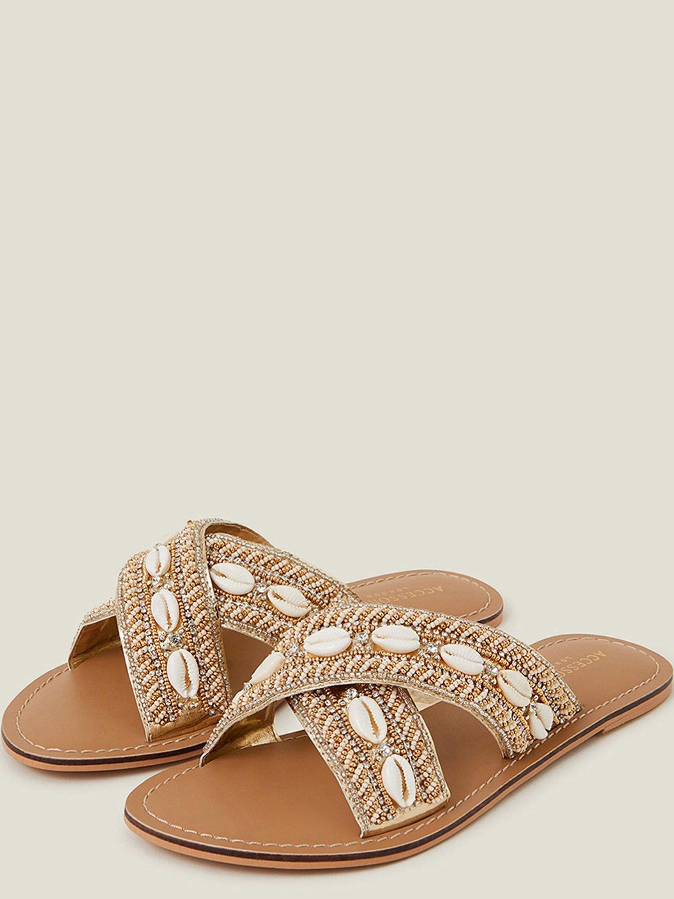 Image 3 of 4 of Accessorize Shell Cross Strap Sandals - Gold