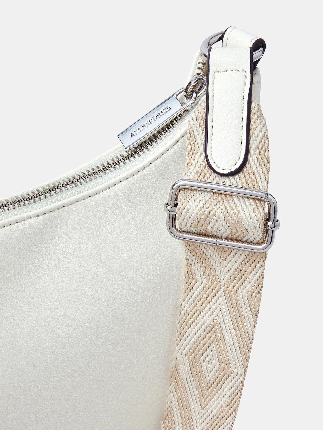 accessorize-soft-casual-sling-bag-whiteoutfit