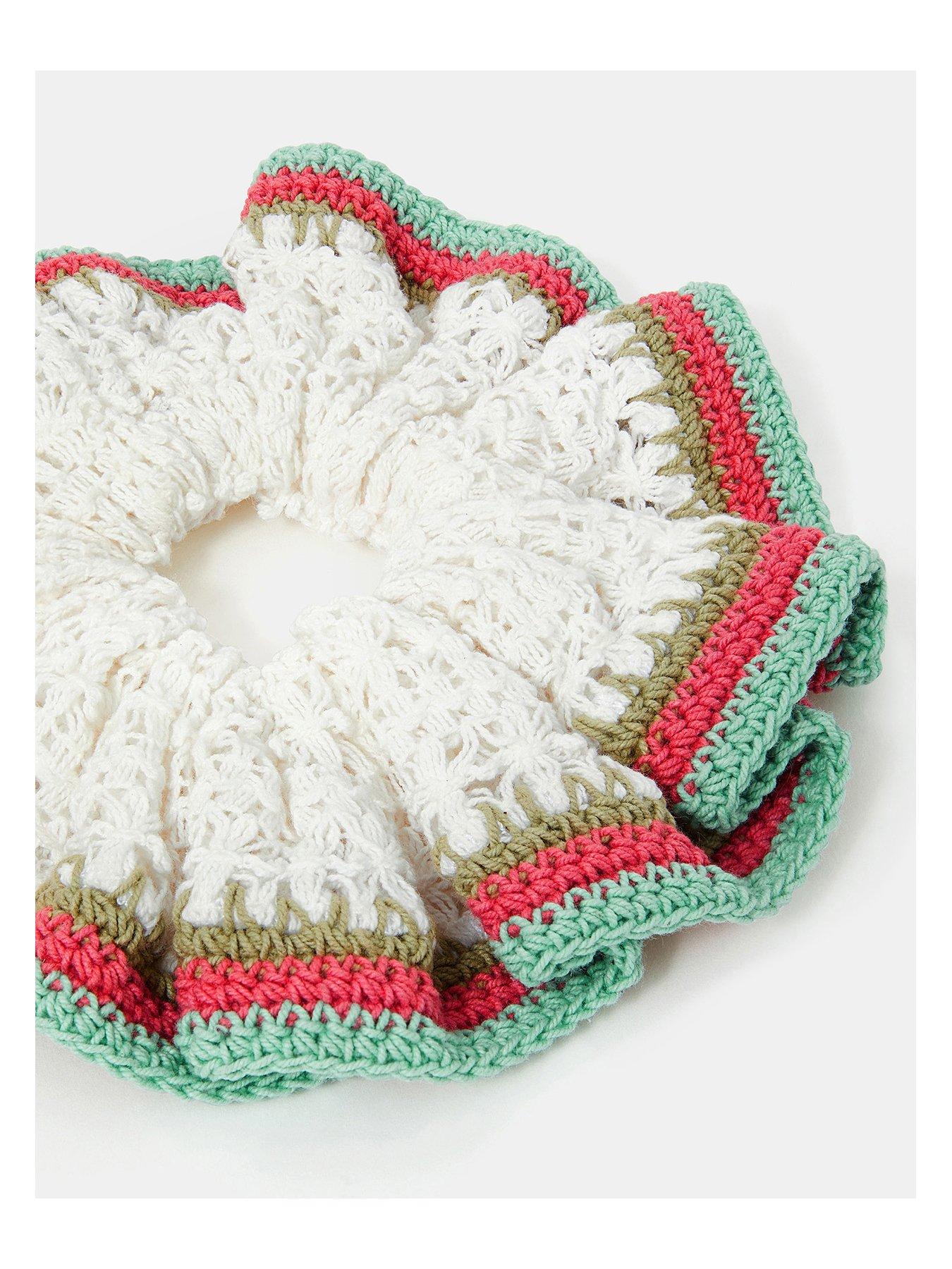 accessorize-crochet-striped-scrunchie-creamback