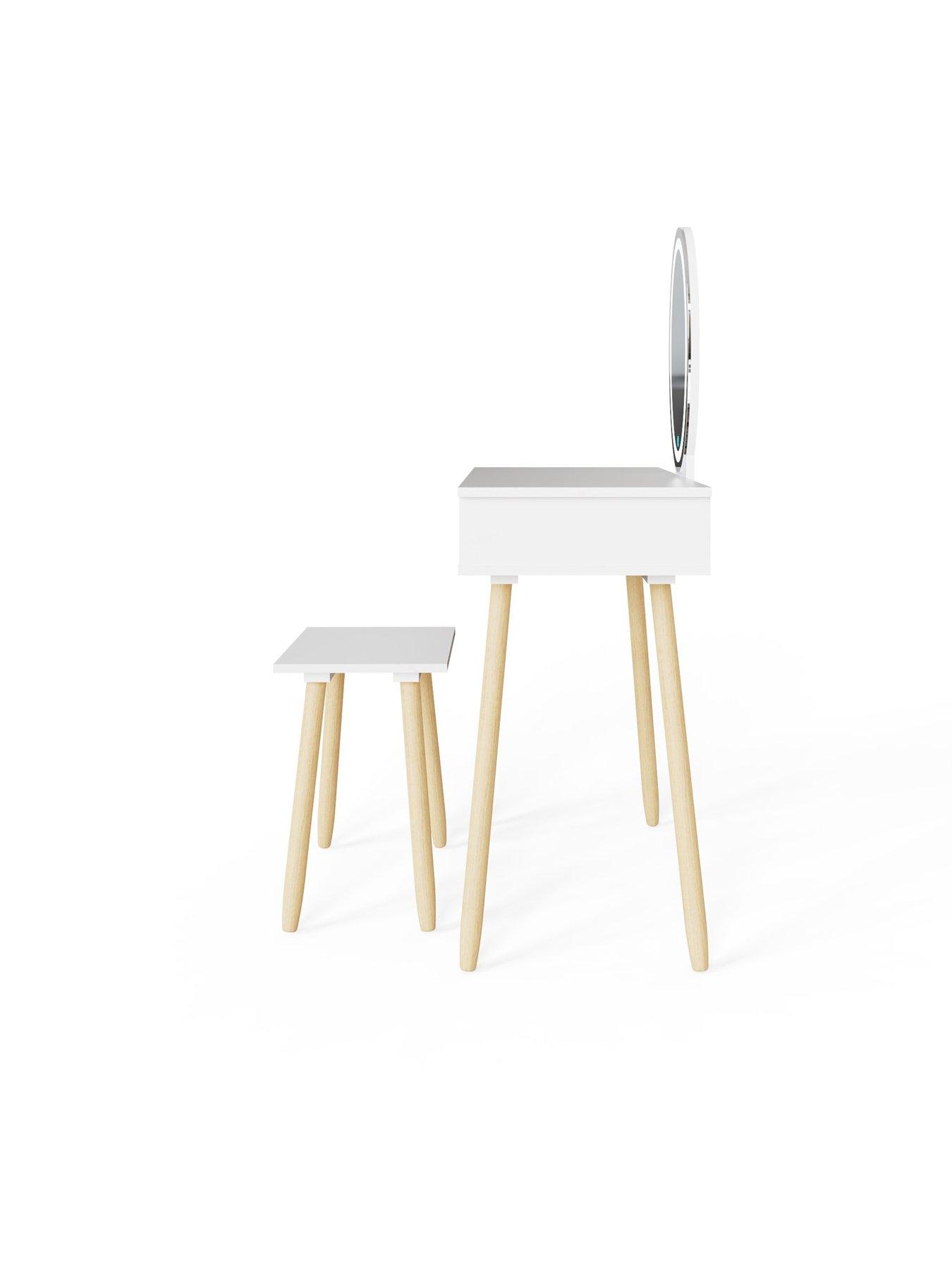 gfw-signy-led-dressing-table-with-stooloutfit
