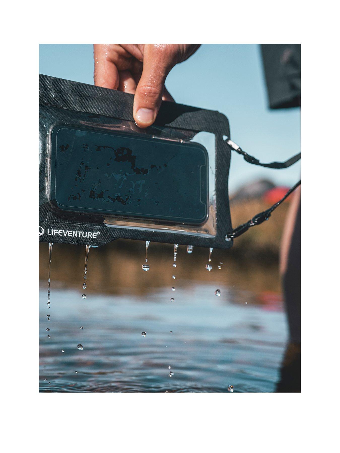 lifeventure-waterproof-phone-case-plus-greystillFront
