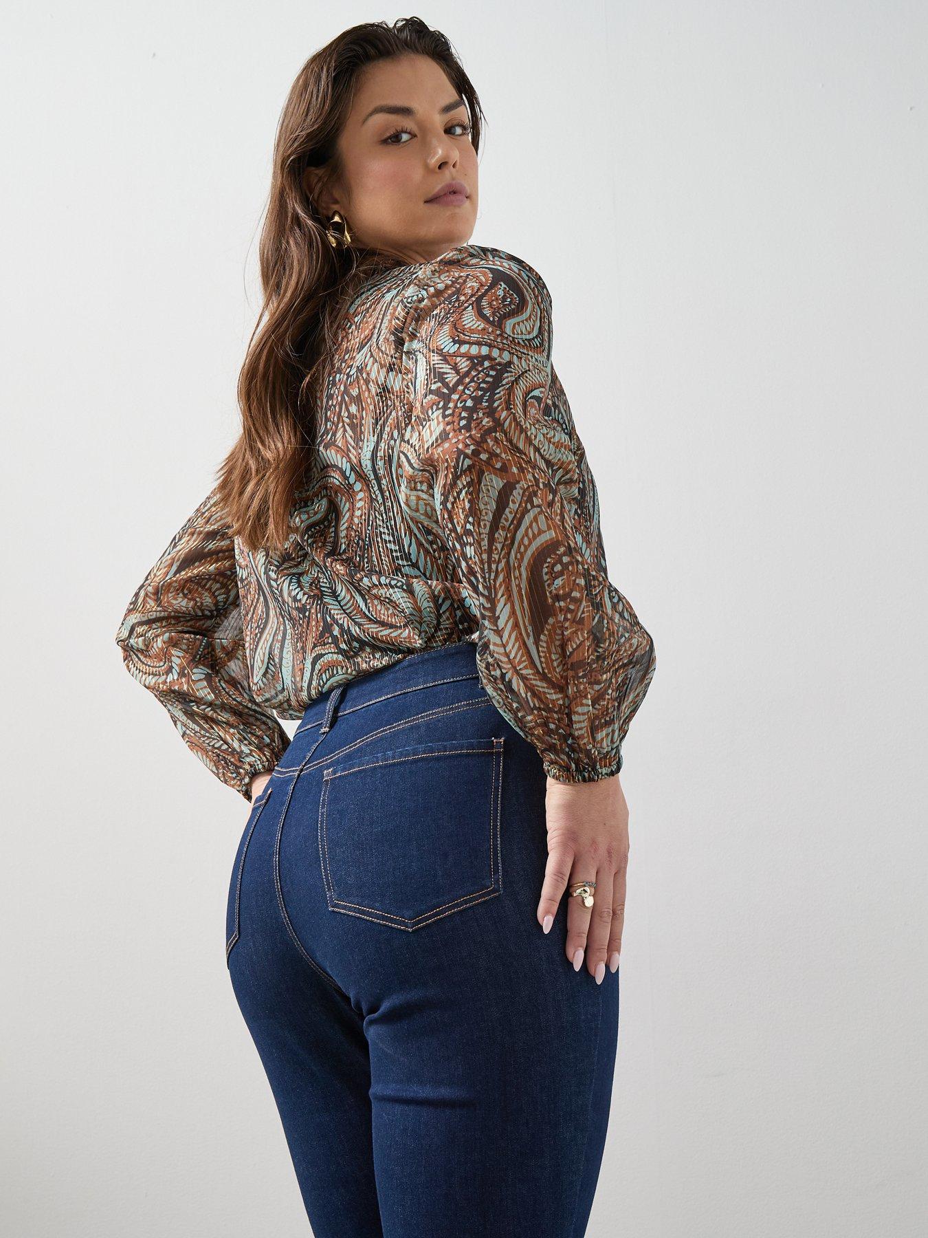 the-very-collection-curve-contrast-stitch-kickflare-jeans-dark-washoutfit