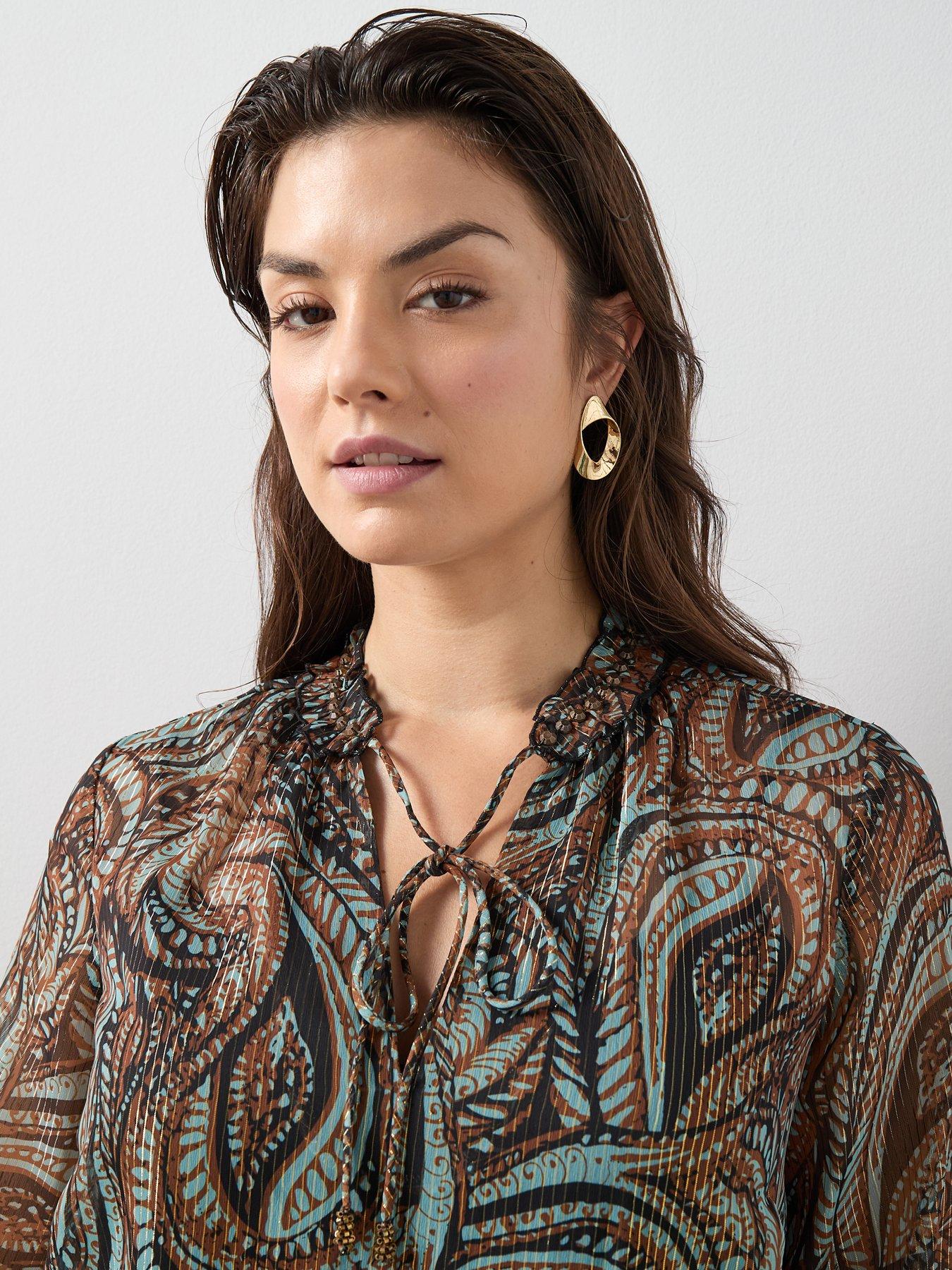 the-very-collection-curve-lurex-longline-blouse-printoutfit