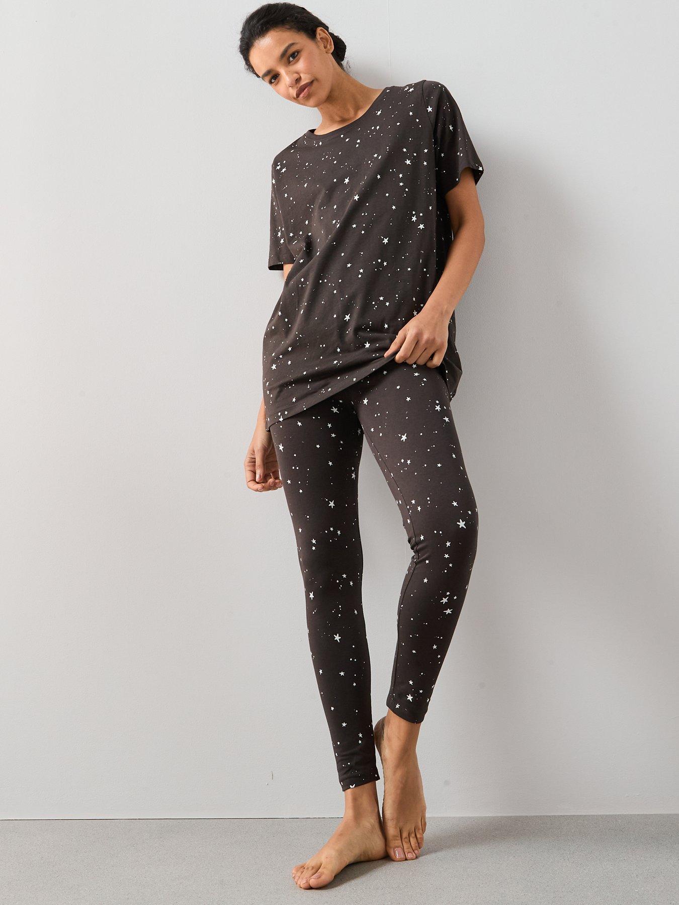 Image 3 of 6 of The Very Collection Short Sleeve Aop Star Legging Pj Set - Black