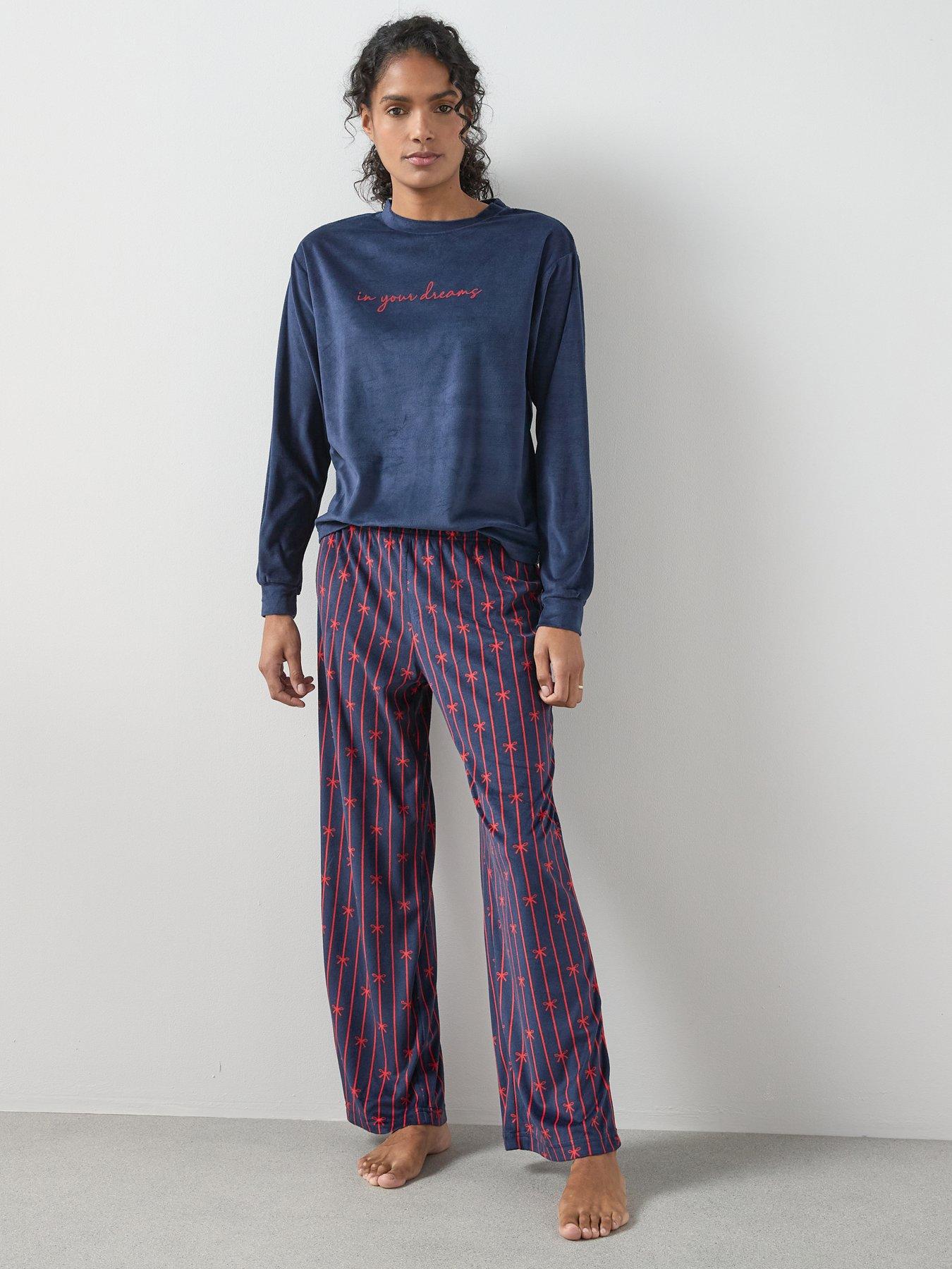 the-very-collection-flock-placement-baby-fleece-top-and-ribbon-print-wide-leg-pj-set-navyback