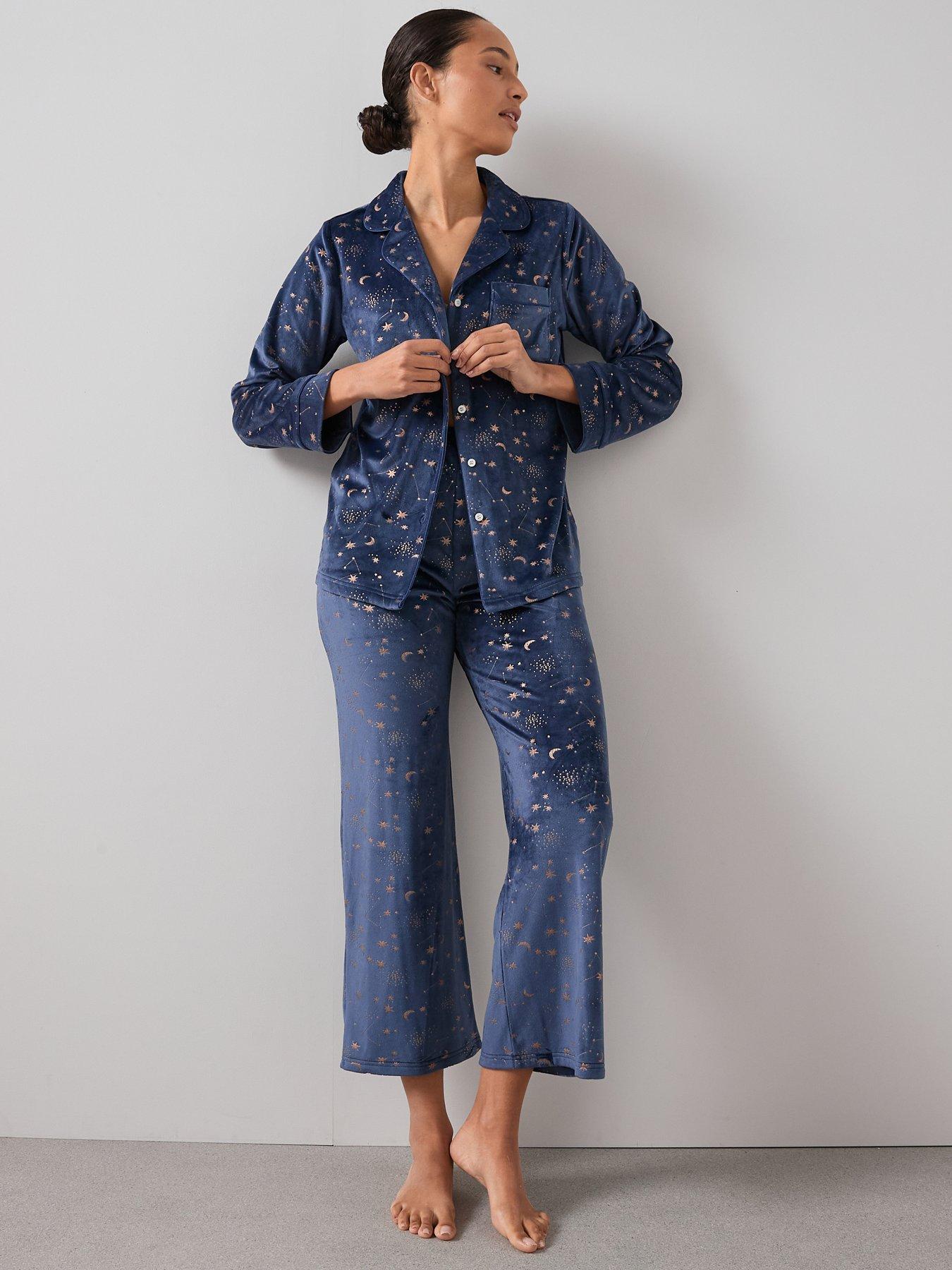 Image 5 of 6 of The Very Collection Crystal Print Fleece Revere Pj Set - Navy