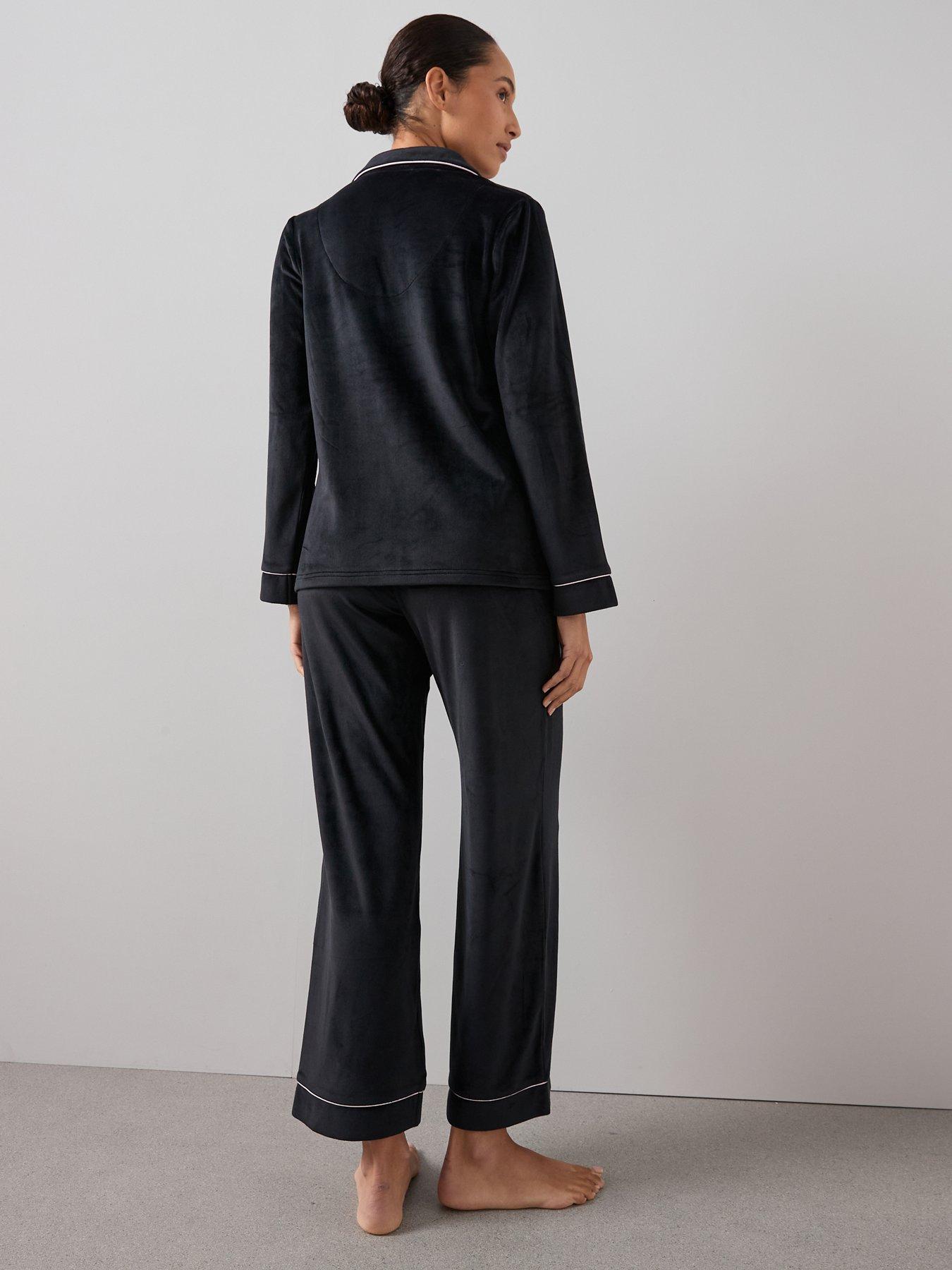 the-very-collection-embroided-fleece-contrast-piping-revere-pj-set-blackstillFront