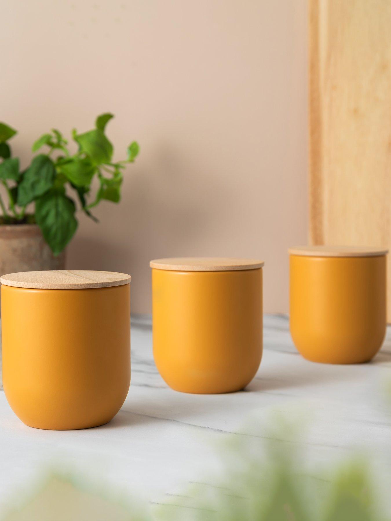 kitchencraft-idilica-set-of-3-yellow-storage-jars-with-beechwood-lids