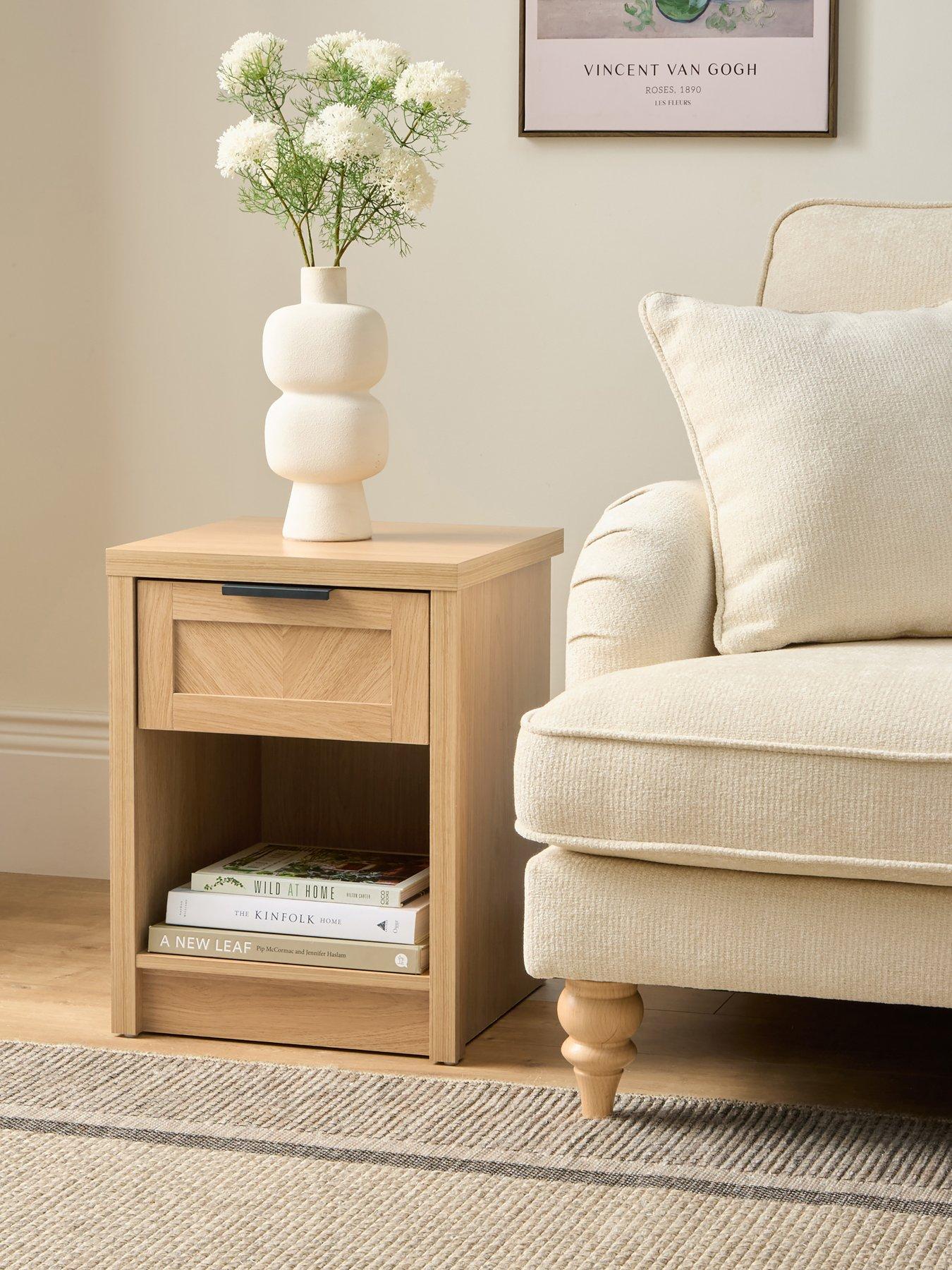 the-very-collection-chevry-side-table-oak