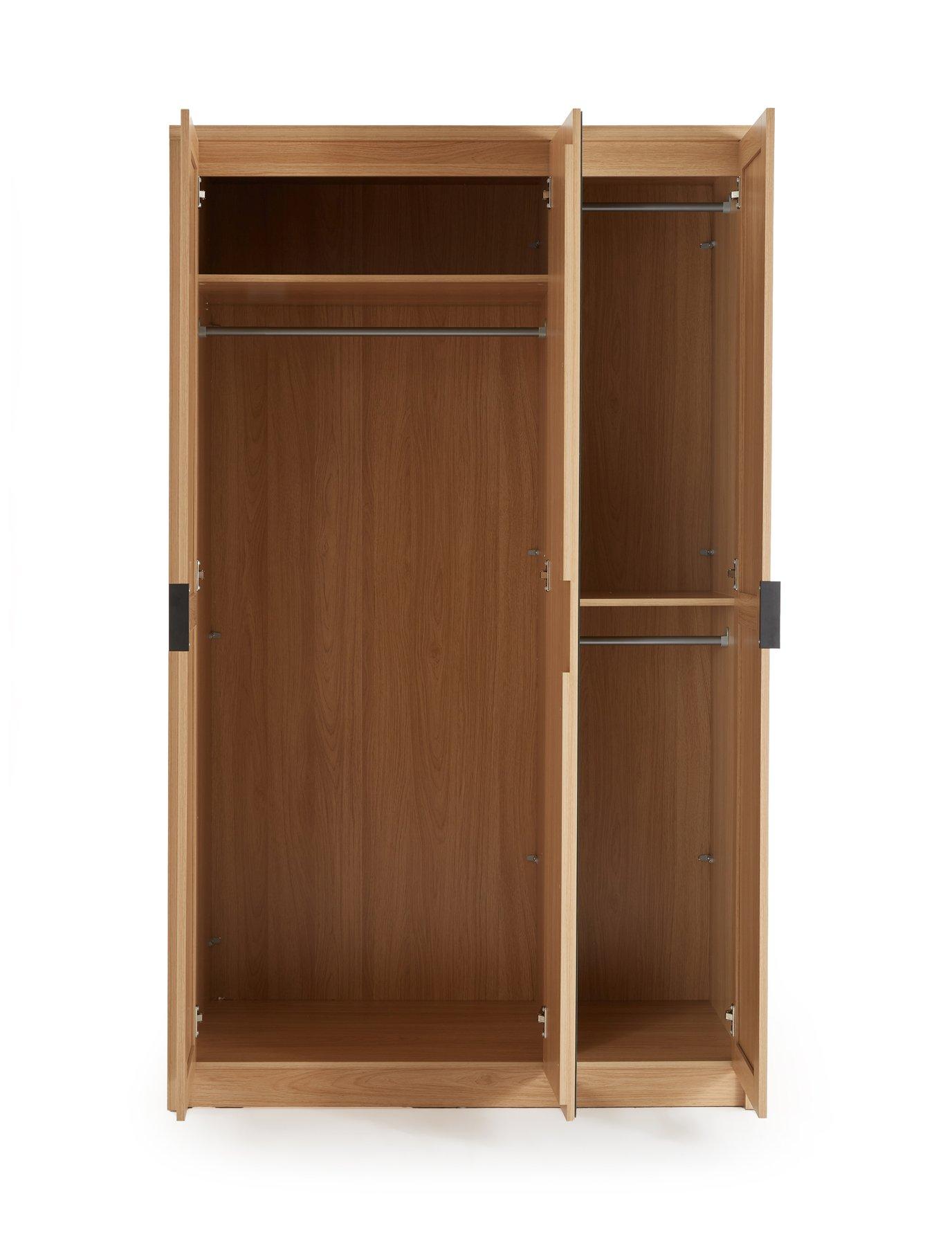 very-home-chevry-3-door-mirrored-wardrobe-oakoutfit