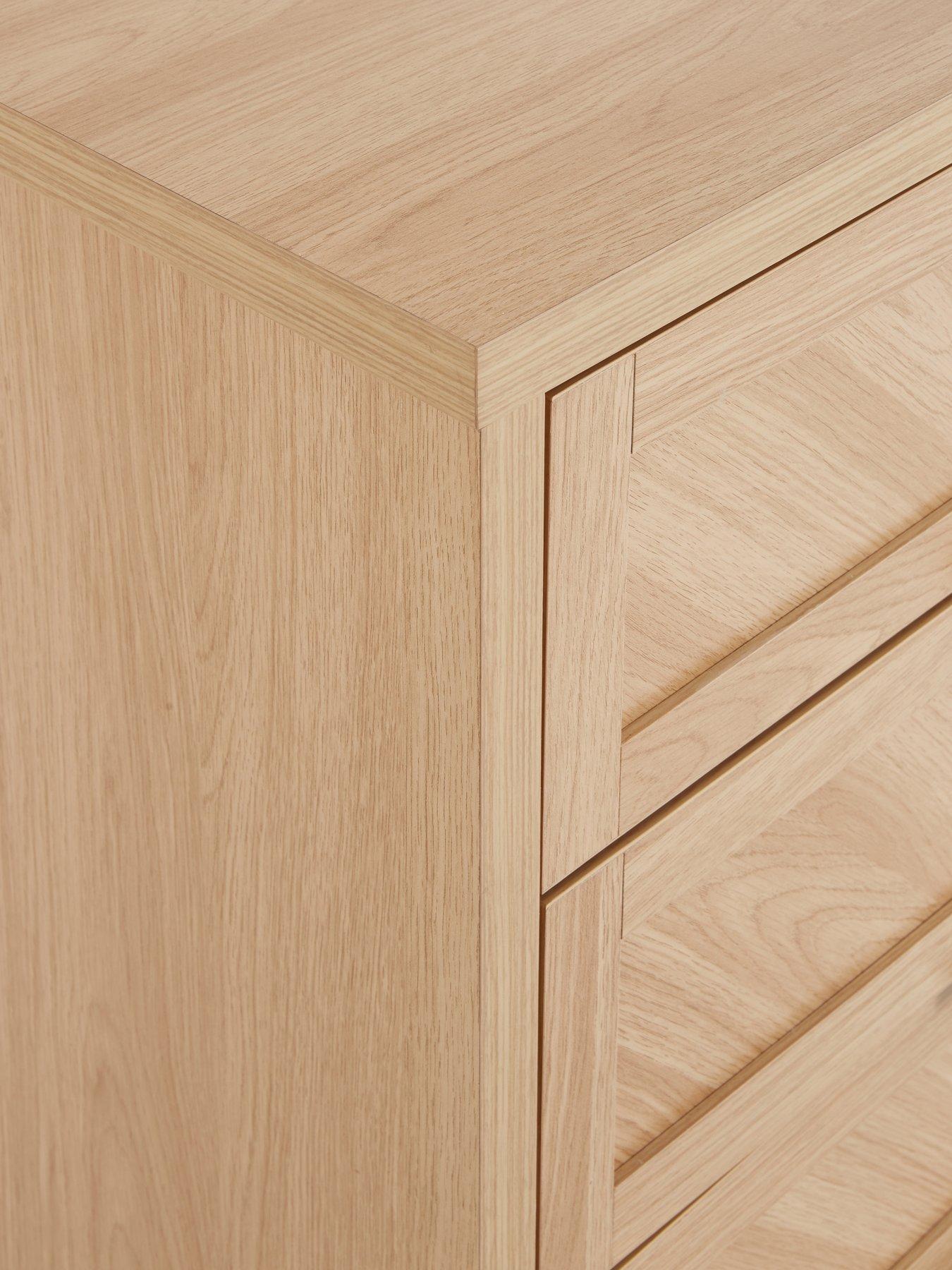 Image 5 of 7 of The Very Collection Chevry 3 +&nbsp;3 Drawer Chest - Oak