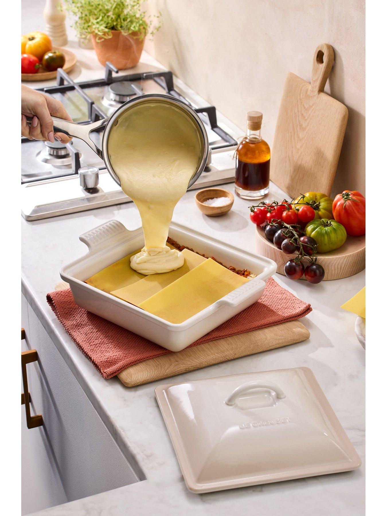 Le Creuset 23cm Heritage Square Dish With Lid