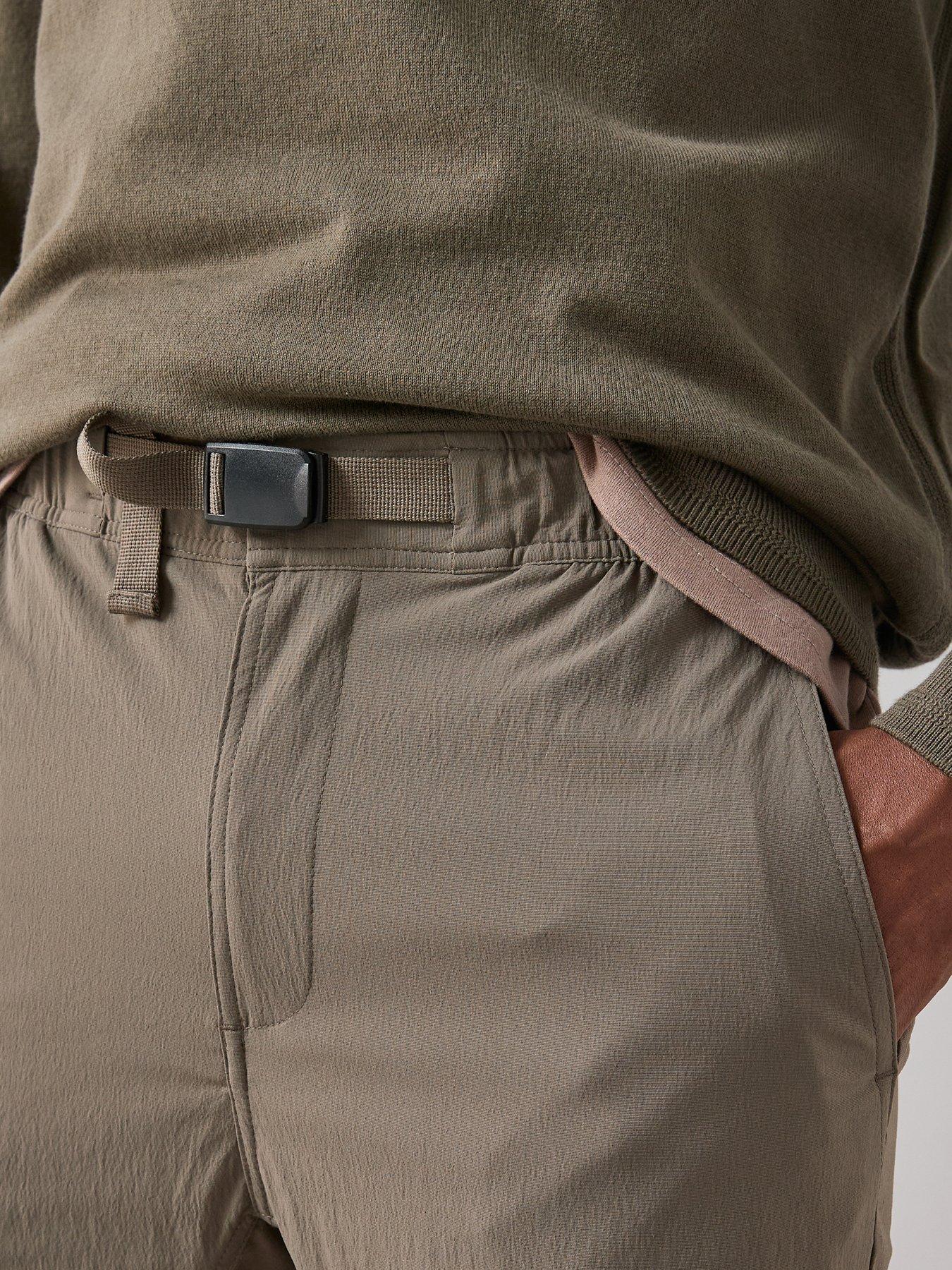 the-very-collection-outdoor-tech-trouser-khakioutfit