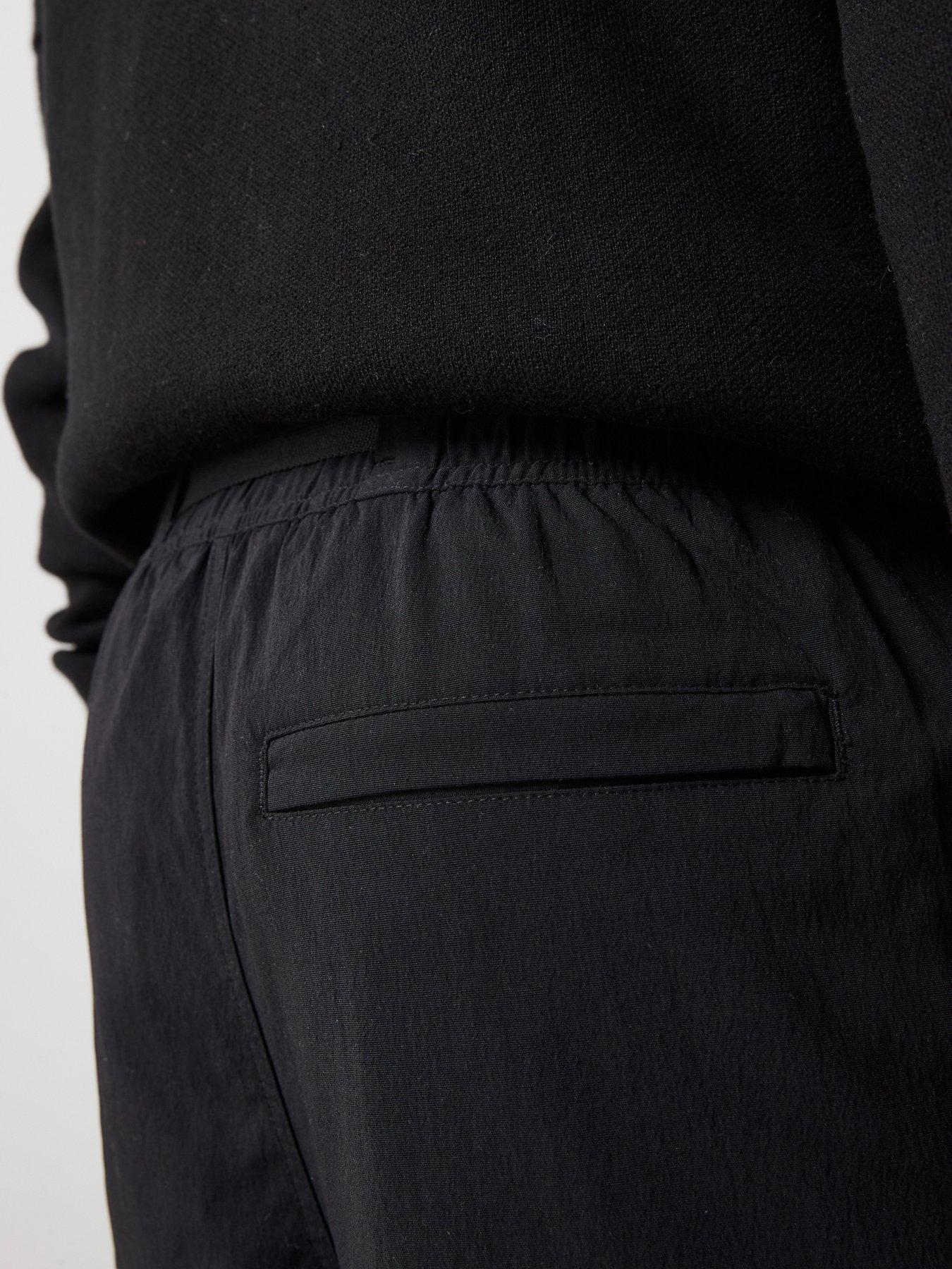 the-very-collection-outdoor-tech-trouser-blackoutfit