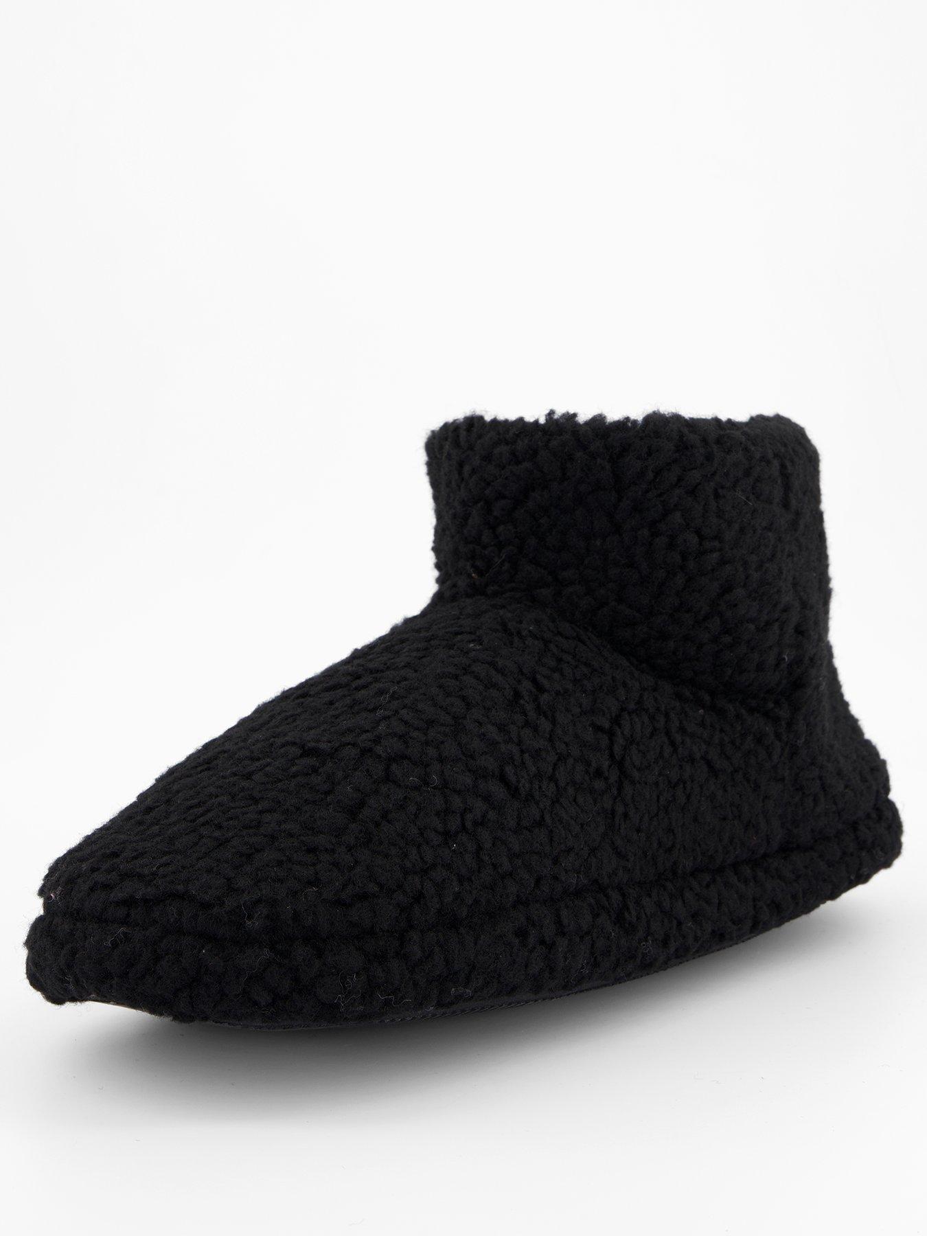 the-very-collection-borg-slipper-boots-blackstillFront