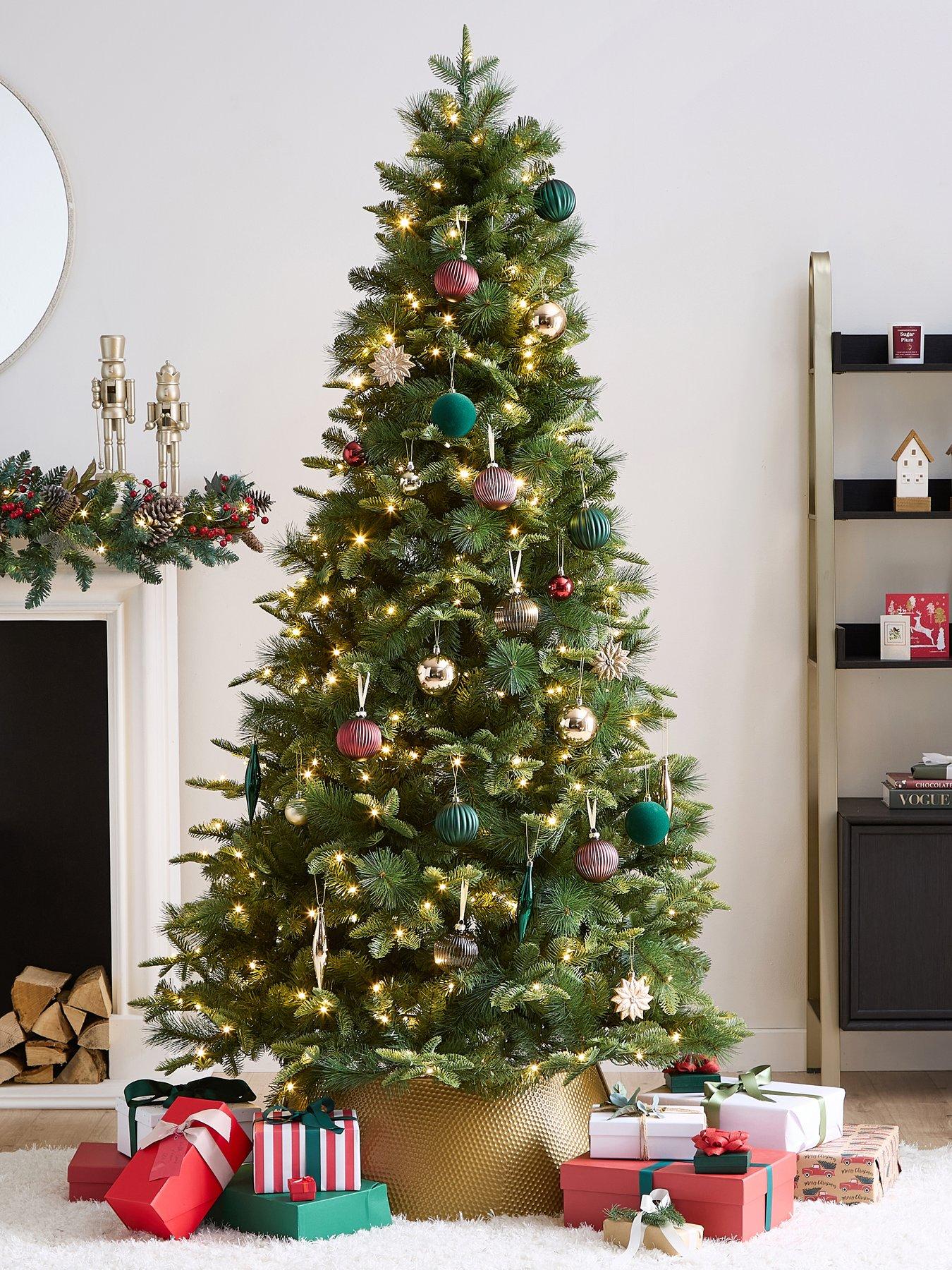 Very Home 7ft Aspen Pre Lit Christmas Tree with Dual Colour Twinkle Lights