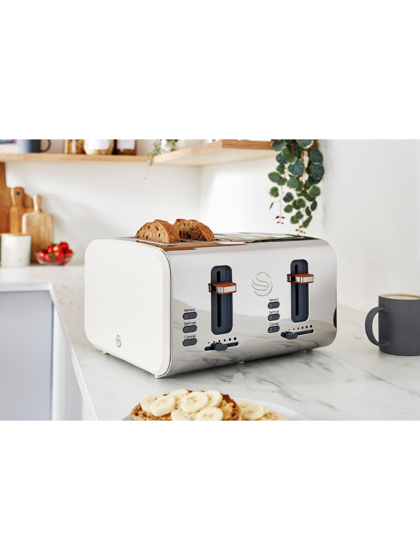 Image 3 of 6 of Swan EEJB153 Nordic 4 Slice Toaster and Kettle Set - White