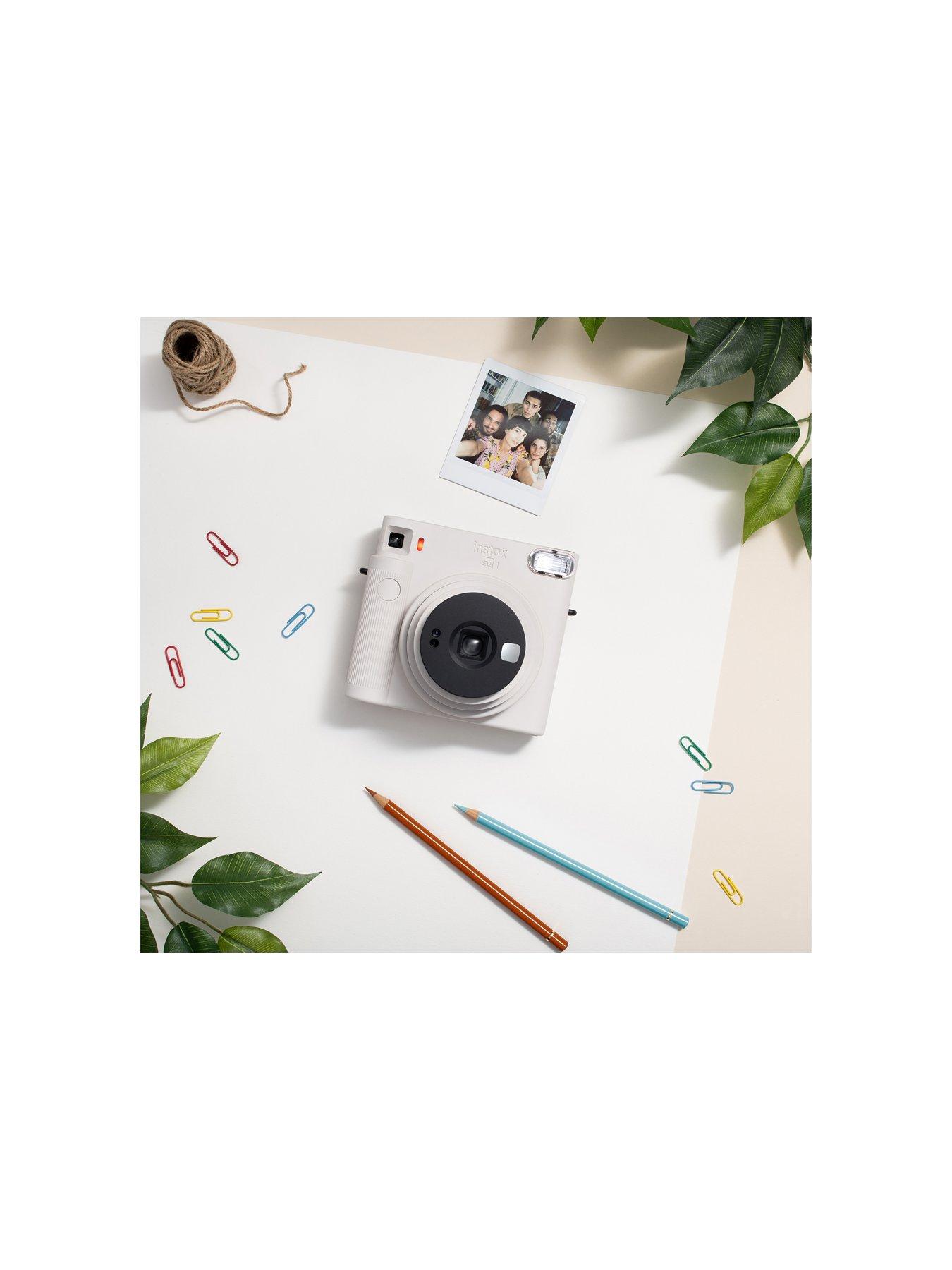 Image 4 of 6 of Fujifilm Instax Fujifilm Instax Square SQ1 Instant Camera + 20 Shot Pack
