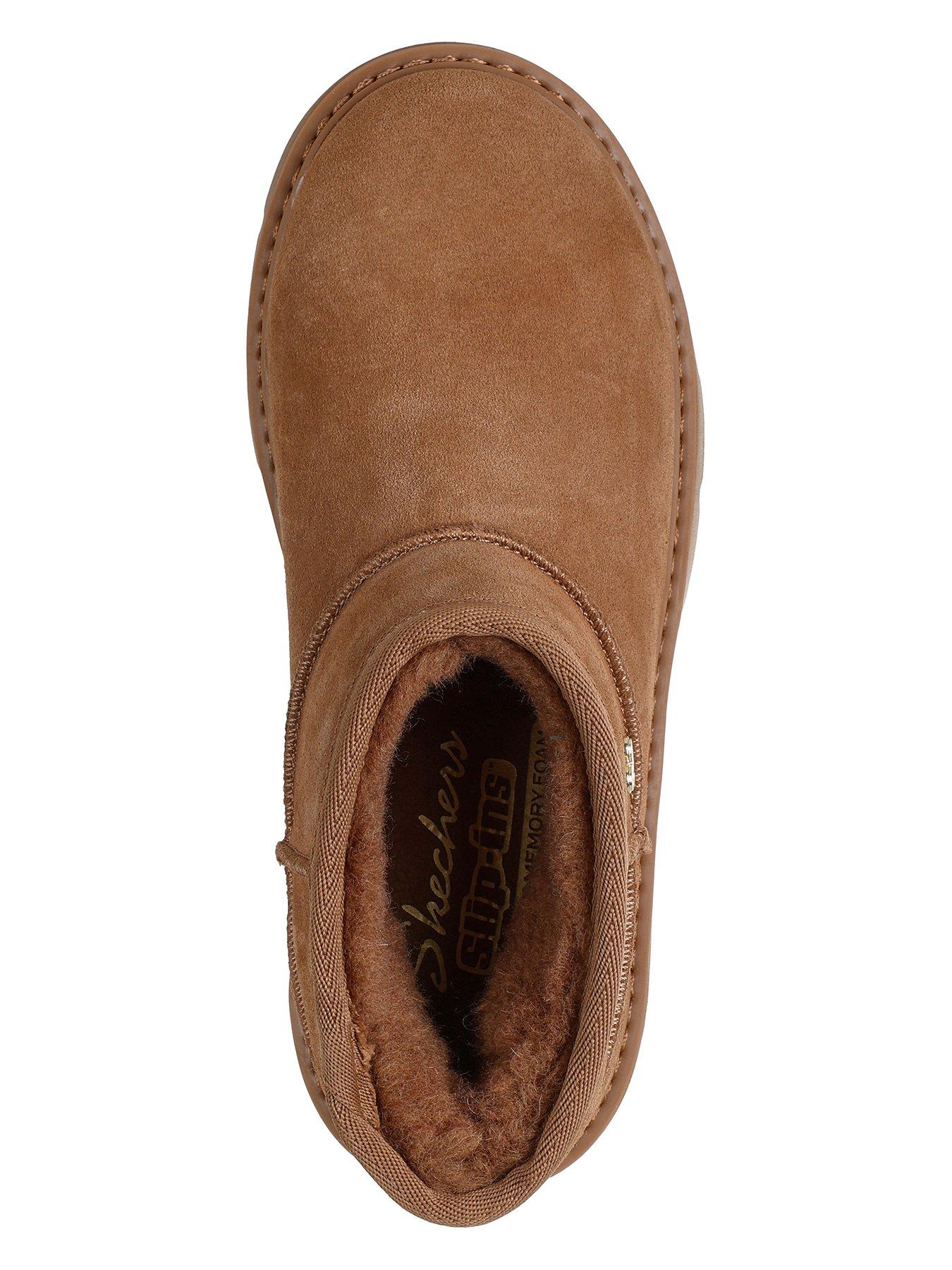 skechers-keepsakes-cozy-cozy-mini-boot-chestnutoutfit