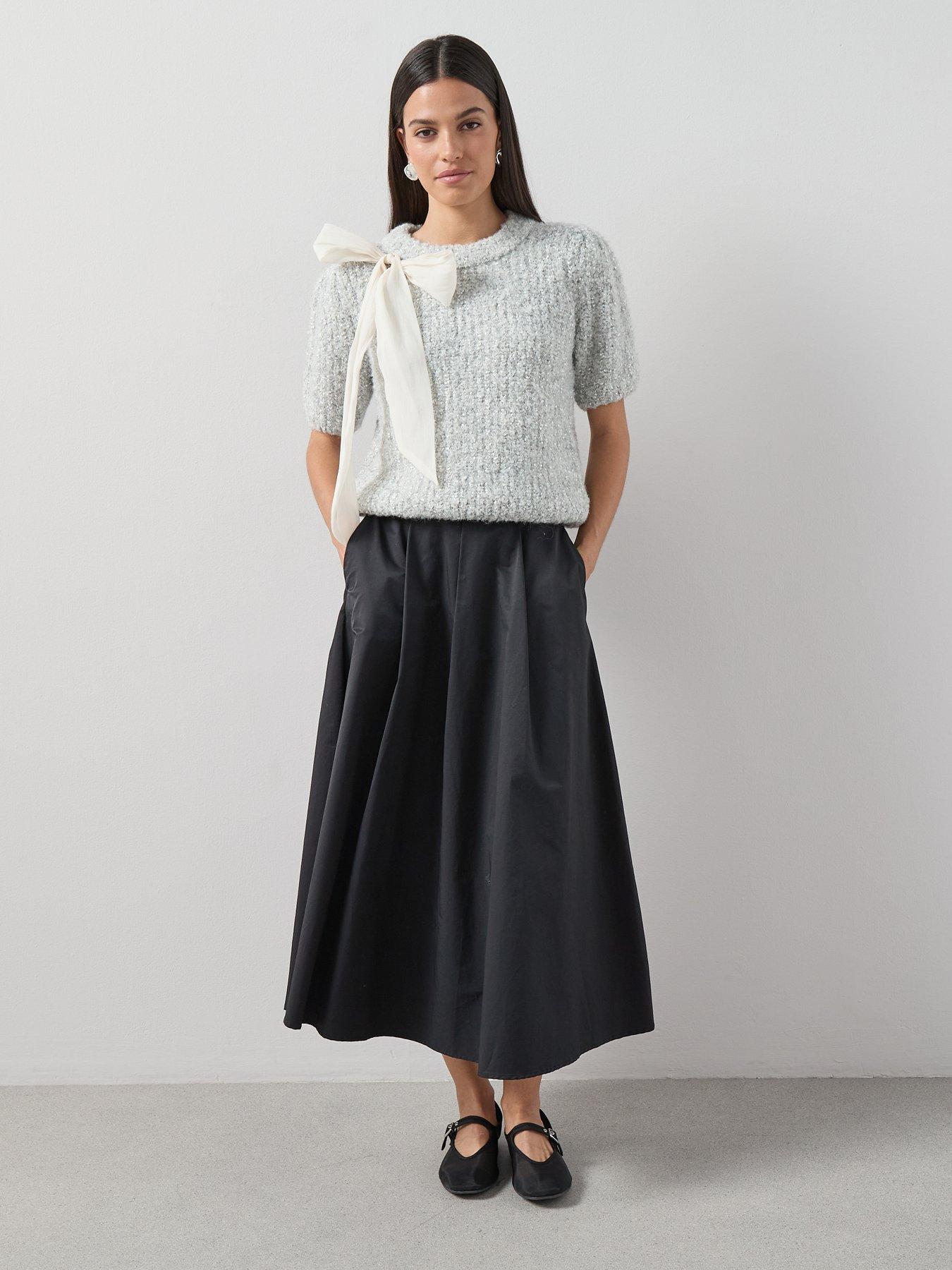 the-very-collection-short-sleeve-boucle-jumper-with-organza-bow-greyback