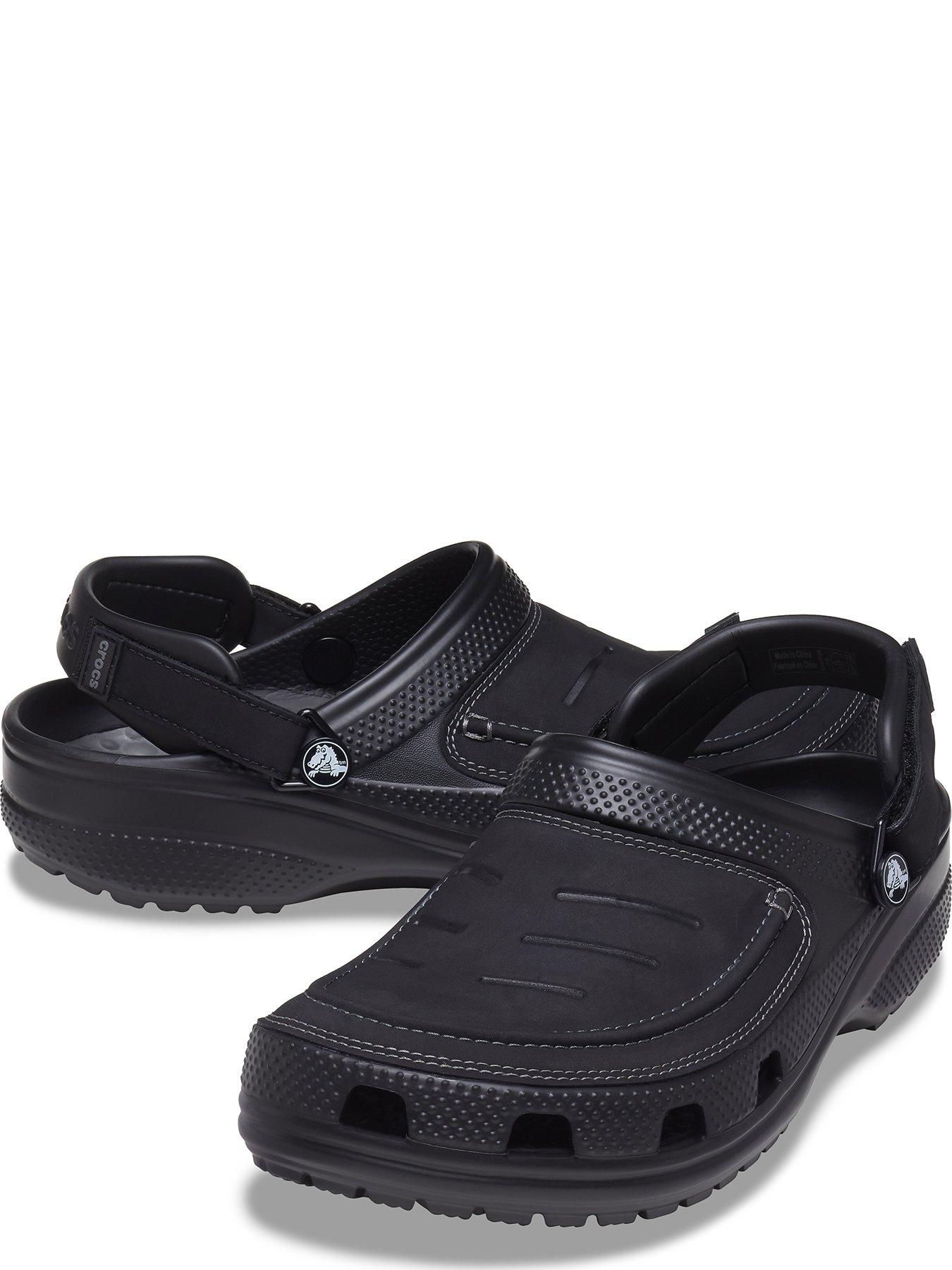crocs-mens-yukon-lite-ride-clog-sandal-blackoutfit
