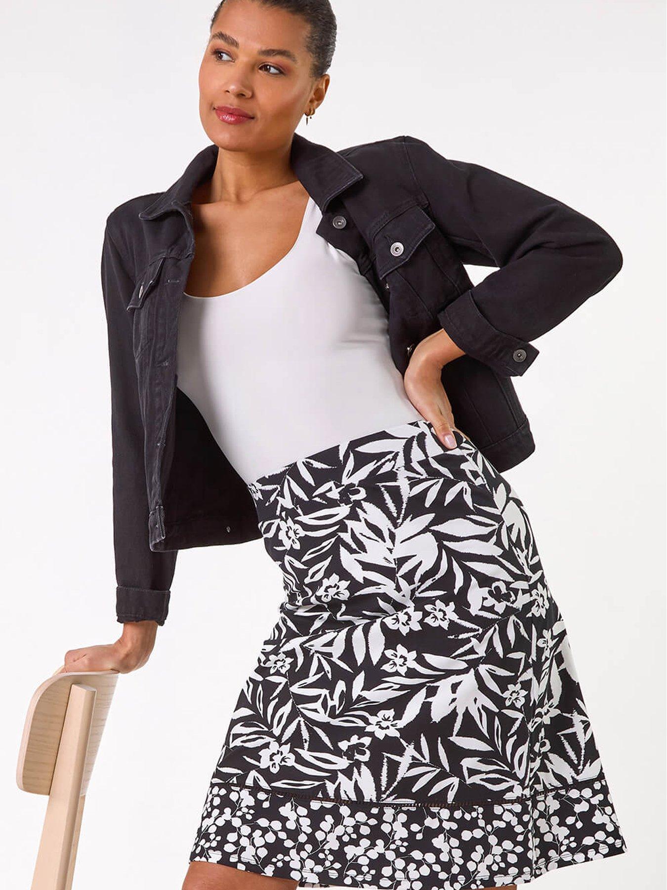 roman-a-line-palm-mono-print-skirt-blackoutfit