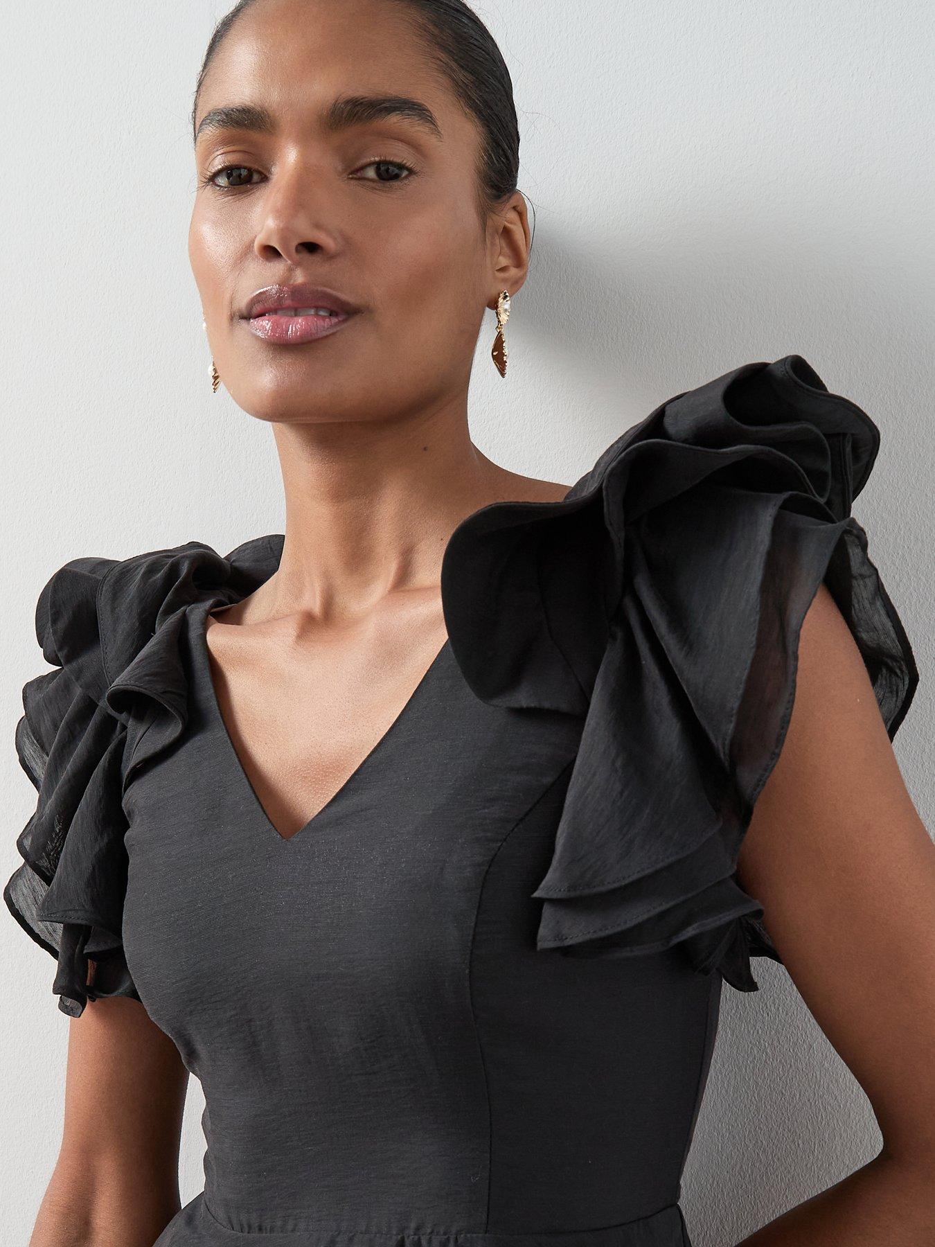the-very-collection-one-shoulder-oversized-corsage-top-blackoutfit