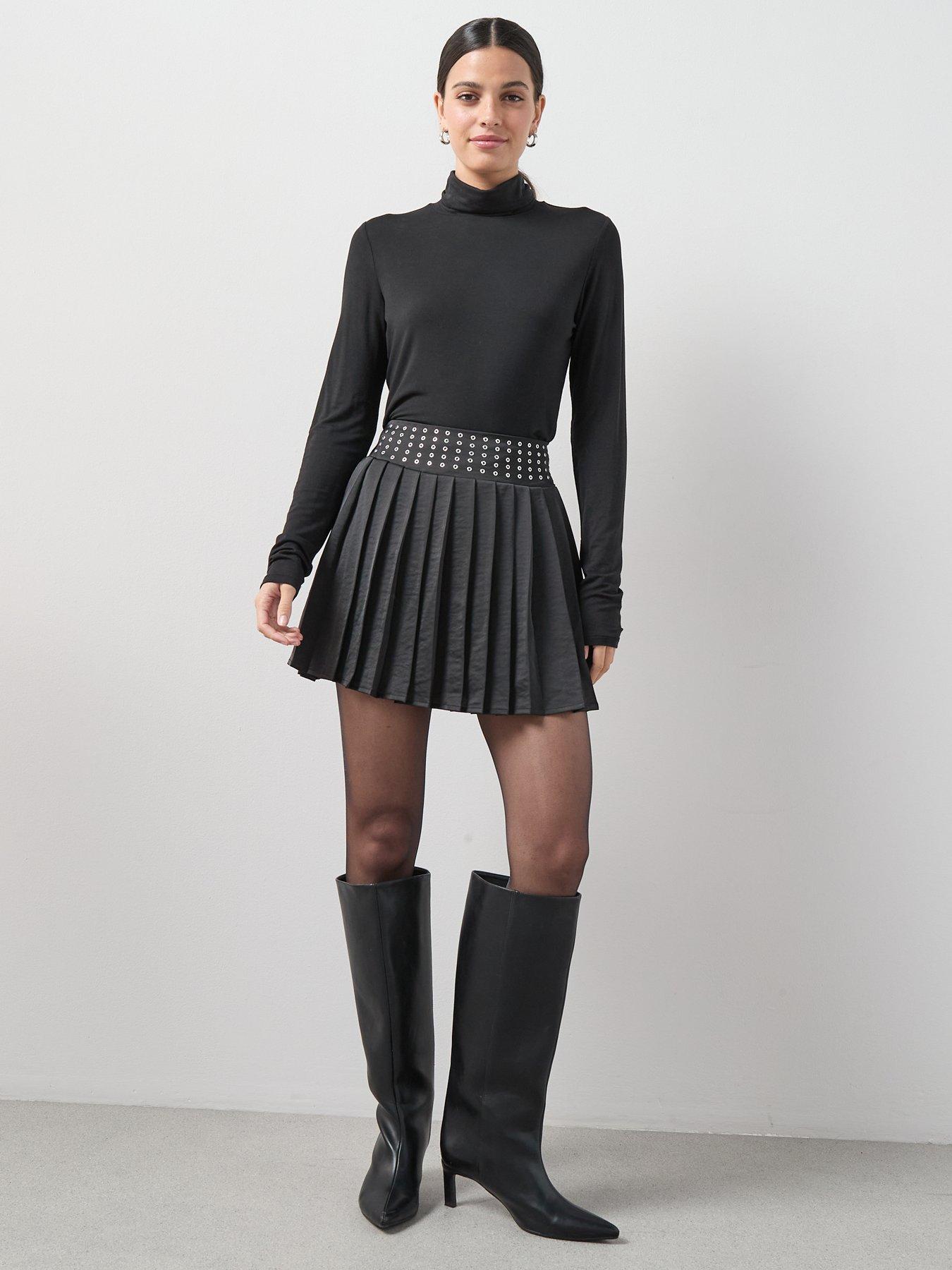 the-very-collection-statement-eyelet-pleated-mini-skirt-blackback
