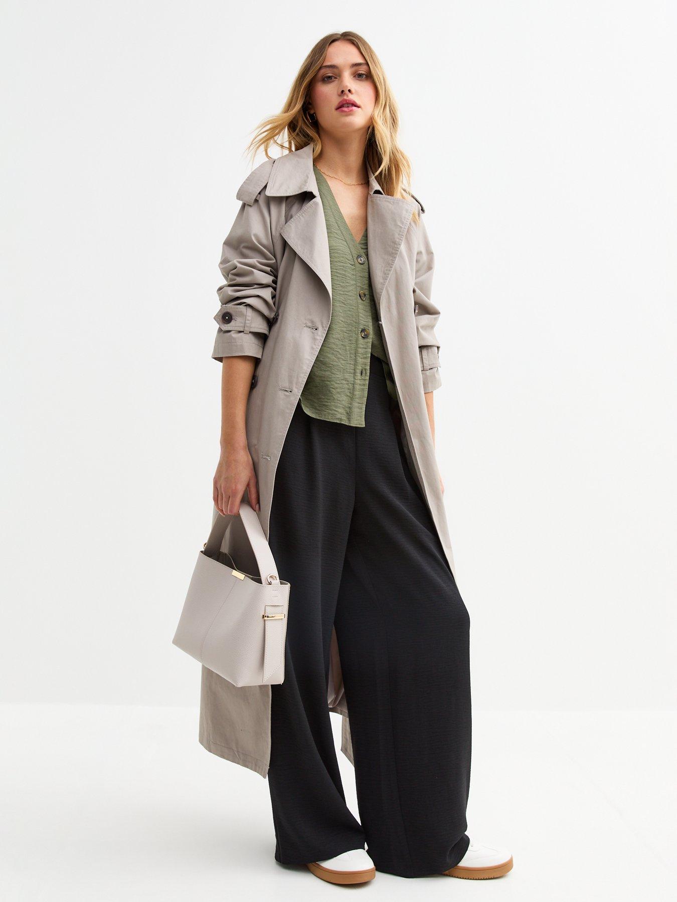 Image 3 of 5 of New Look Black Pleated Front Wide Leg Trousers