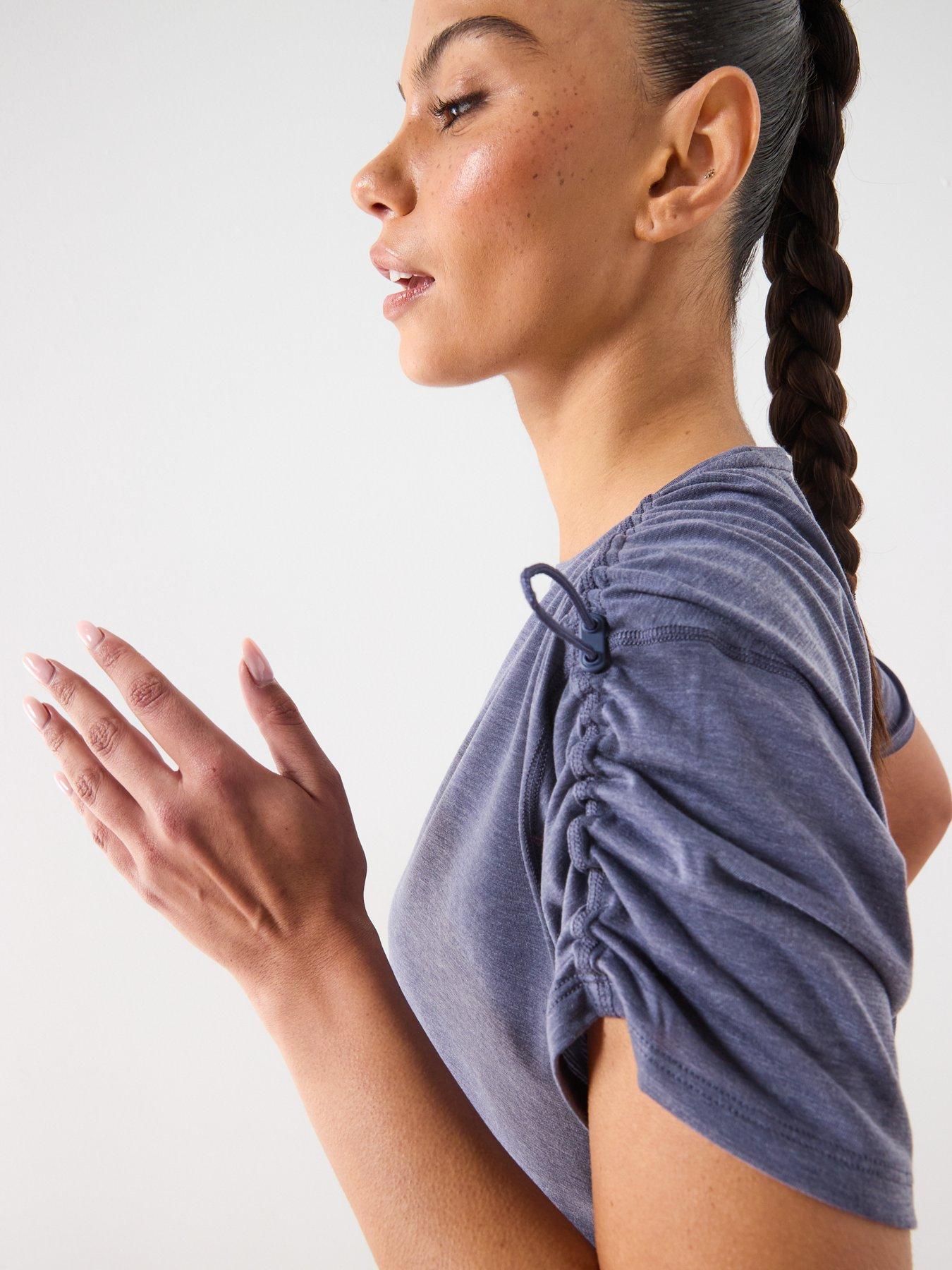 asics-womens-running-nagino-t-shirt-blueoutfit