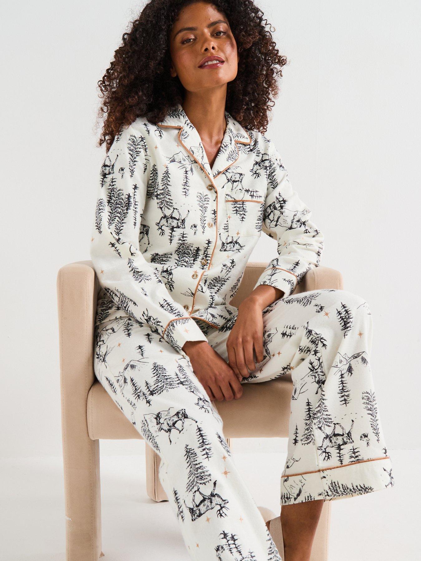 Image 7 of 7 of The Very Collection Womens Family Christmas Pyjama Winter Wonderland Woven Revere Set - White