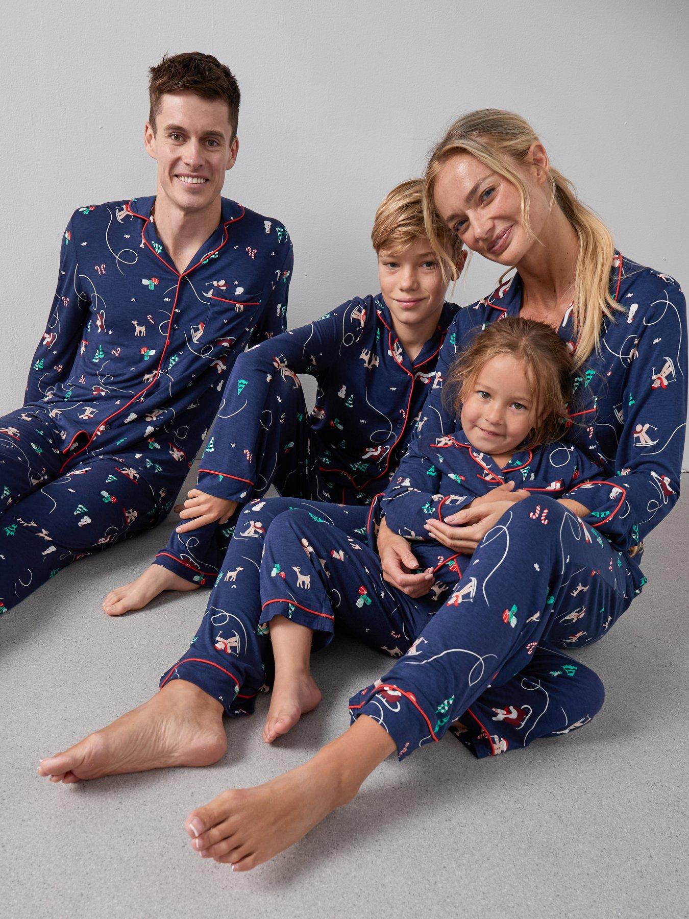 the-very-collection-womens-family-christmas-pj-printed-christmas-ski-jersey-revere-set-navyfront