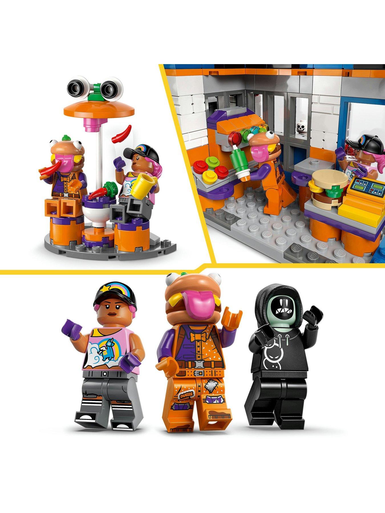 Image 4 of 8 of LEGO Fortnite Durrr Burger Restaurant Toy 77076