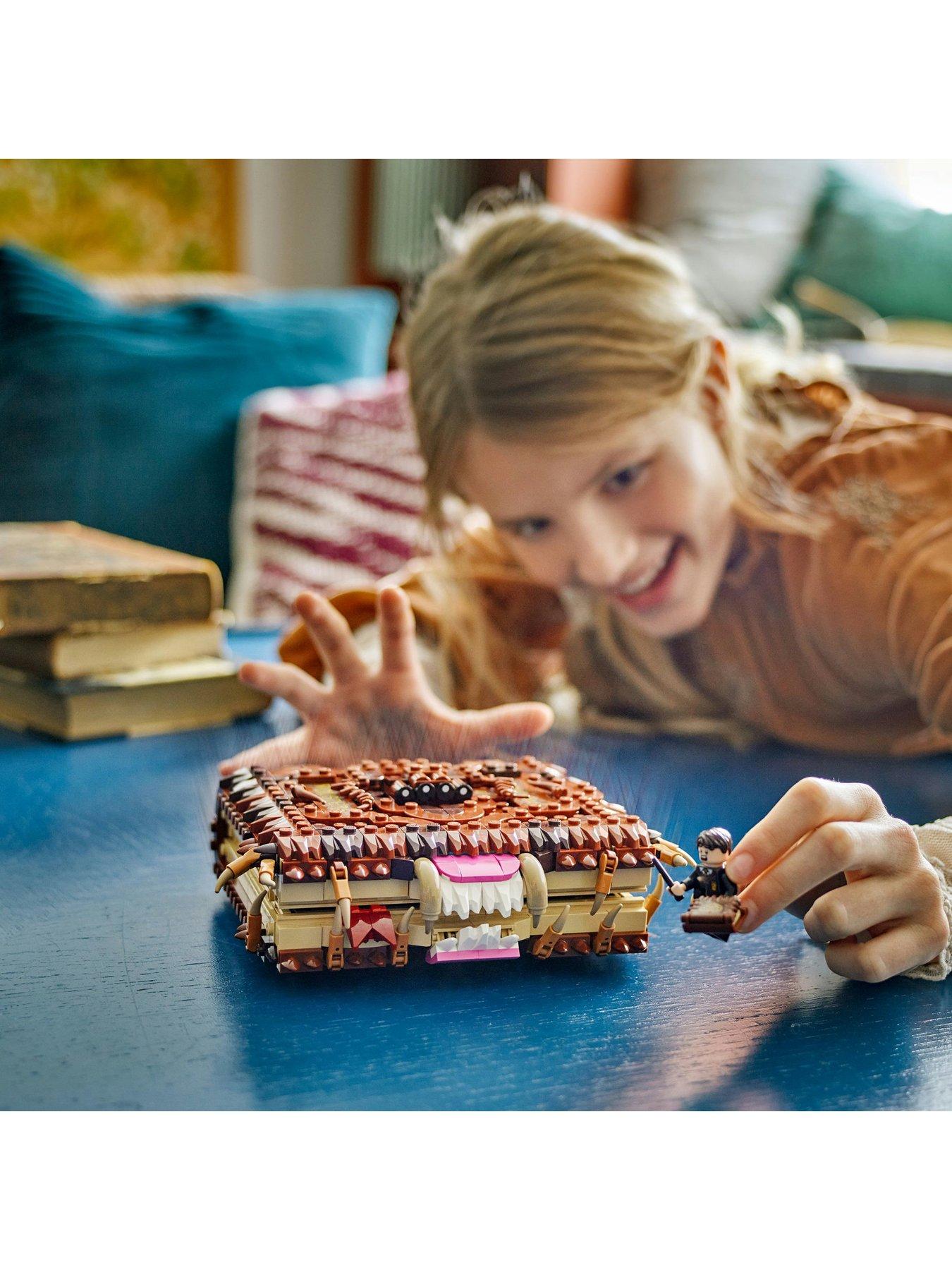 Image 6 of 8 of LEGO Harry Potter Chomping Monster Book of Monsters 76449