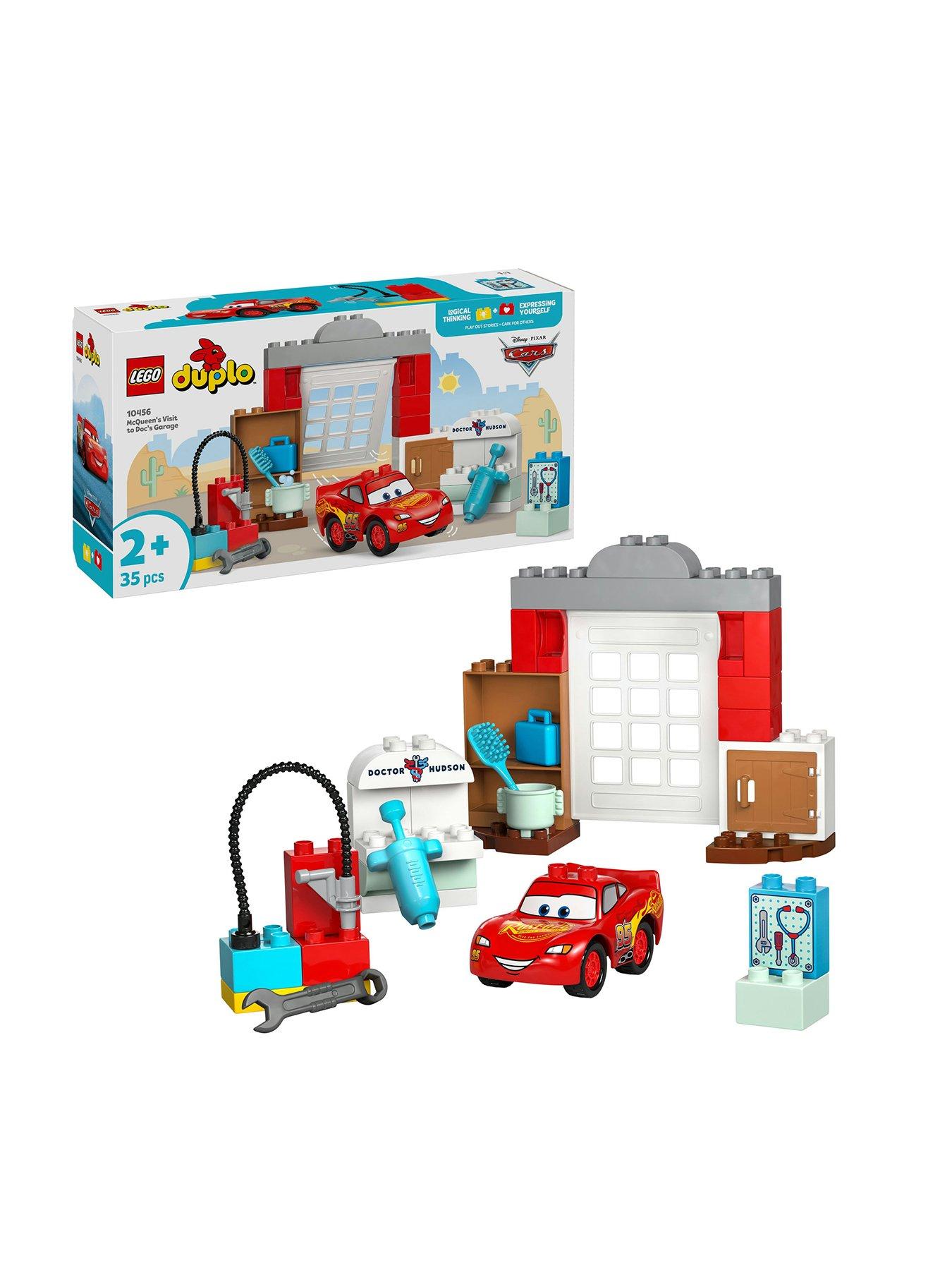 lego-duplo-disney-and-pixar-cars-mcqueens-visit-to-docs-garage-10456
