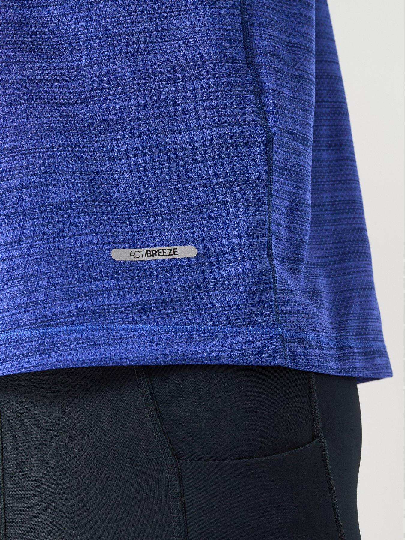 asics-mens-running-road-t-shirt-bluedetail