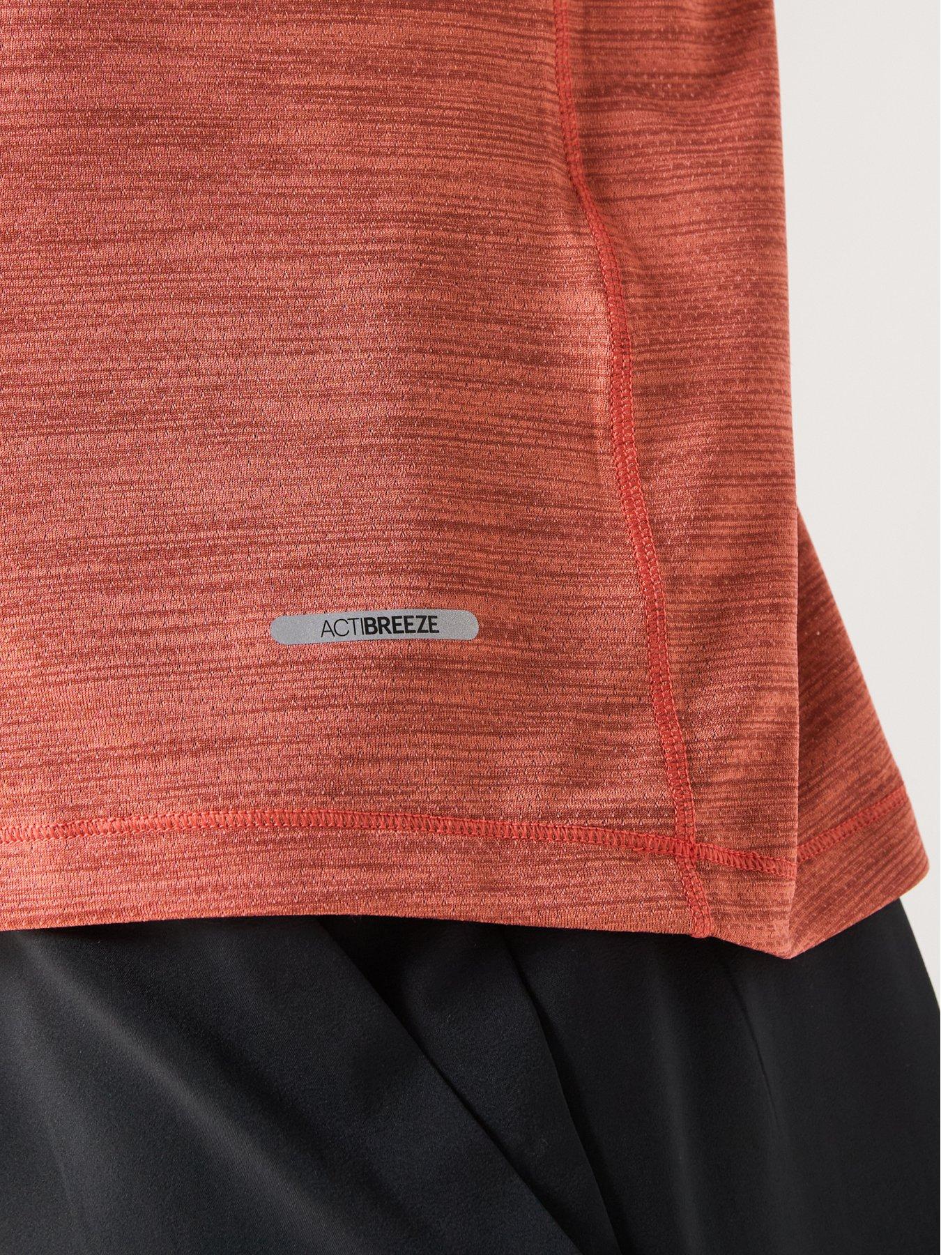 asics-mens-running-road-t-shirt-pinkdetail