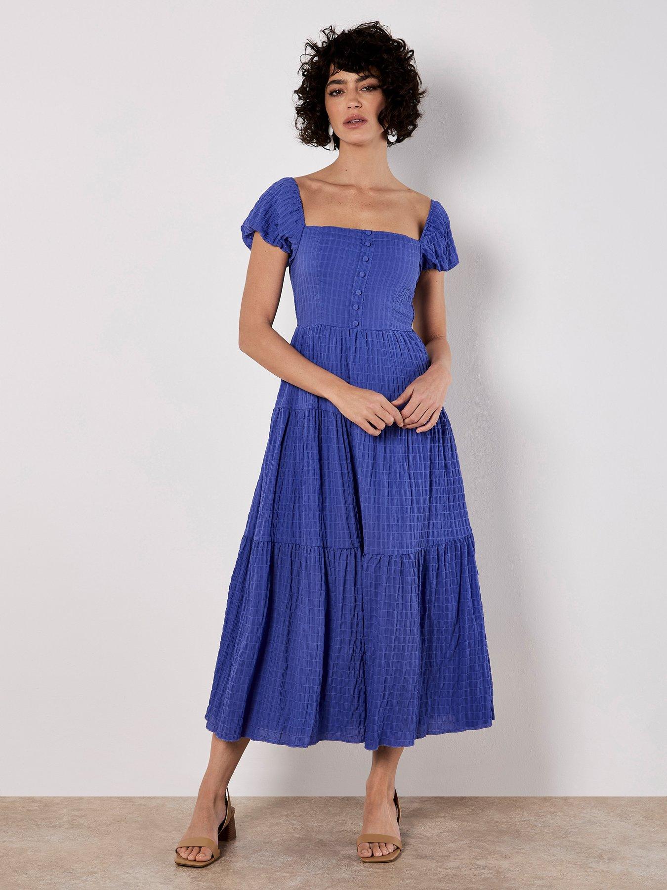 Image 3 of 5 of Apricot Apricot Self Check Tiered Midaxi Dress