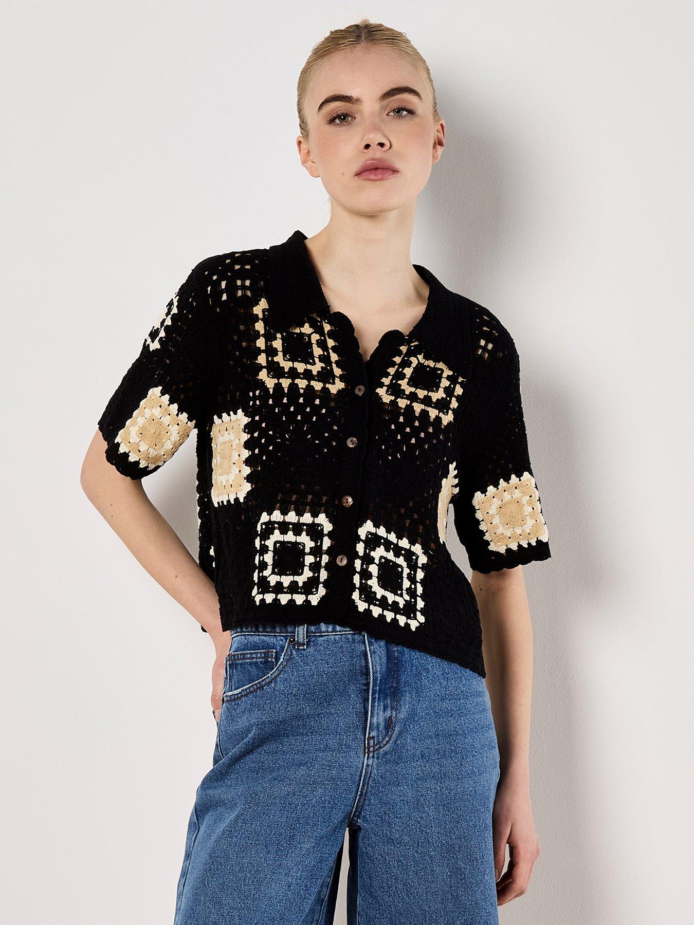 apricot-tonal-granny-square-collar-topfront