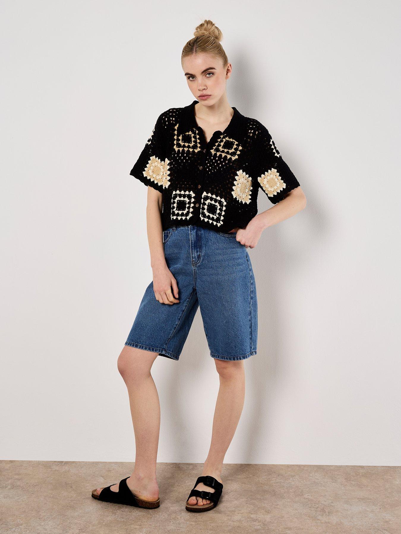 apricot-tonal-granny-square-collar-topback