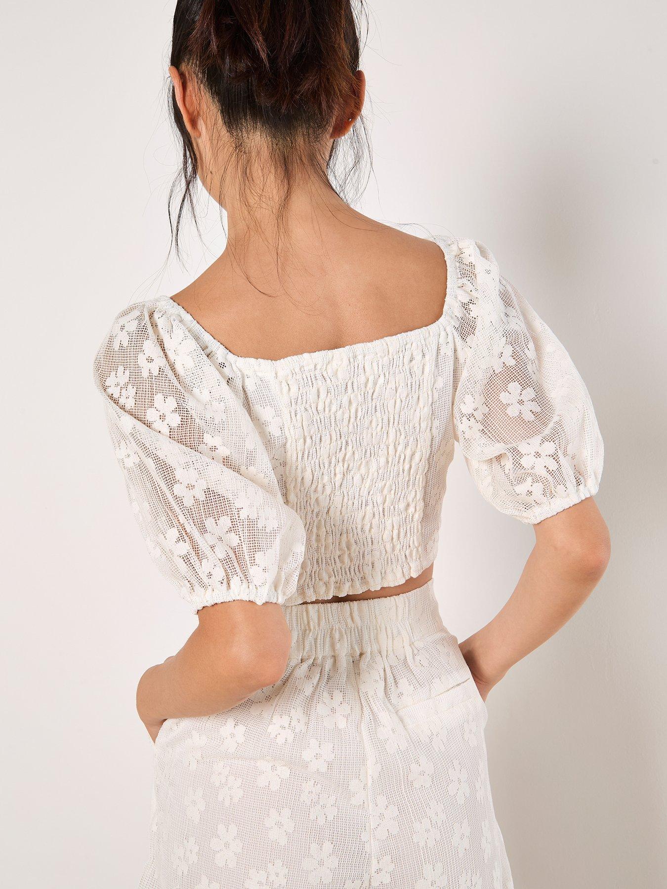 apricot-apricot-daisy-mesh-cropped-topstillFront