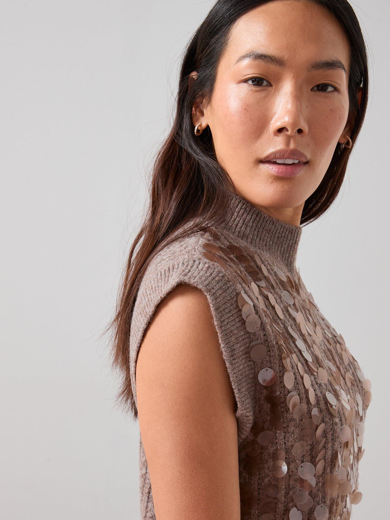 the-very-collection-style-yarn-funnel-neck-sleeveless-sequin-short-tank-with-wool-brownoutfit