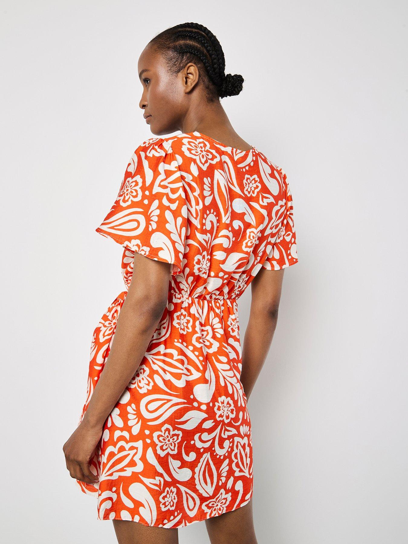 apricot-apricot-bold-mono-paisley-wrap-dressstillFront