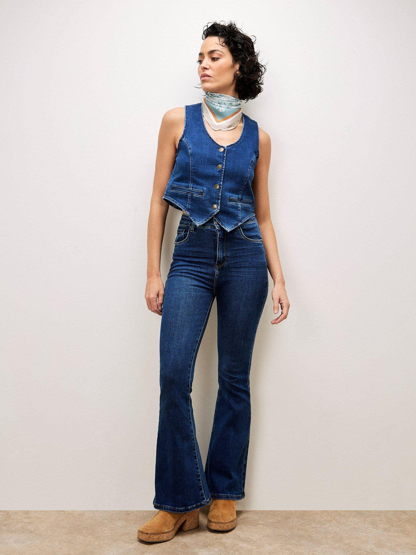 Image 3 of 5 of Apricot Apricot Lola Flared Jeans