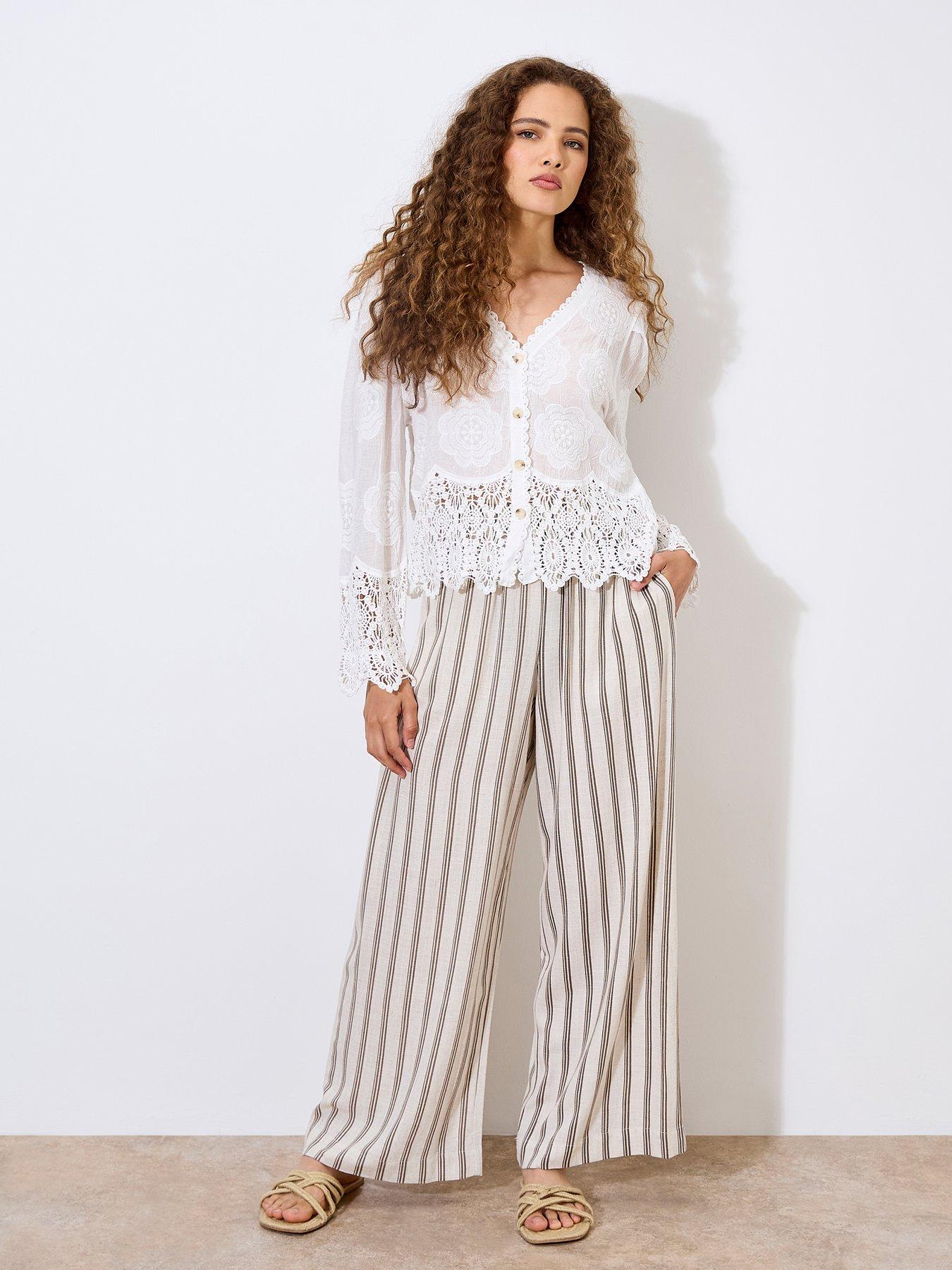 apricot-embroidered-daisies-lace-hem-top-whiteback