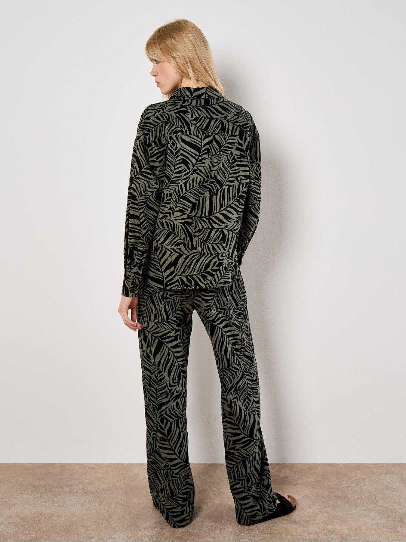Image 2 of 4 of Apricot Bold Leaf Abstract Shirt